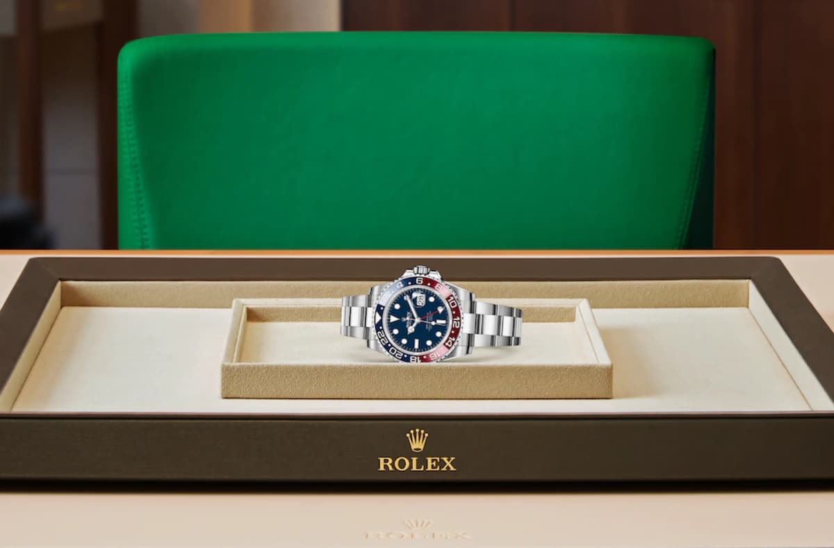 Rolex GMT-Master II  in 18 ct white gold, M126719BLRO-0003 - Bucherer