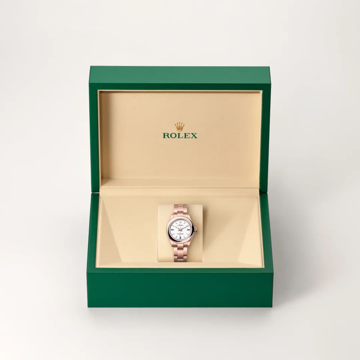 Rolex Oyster Perpetual 28
 in 18 ct Everose gold, M276205-0002 - Bucherer