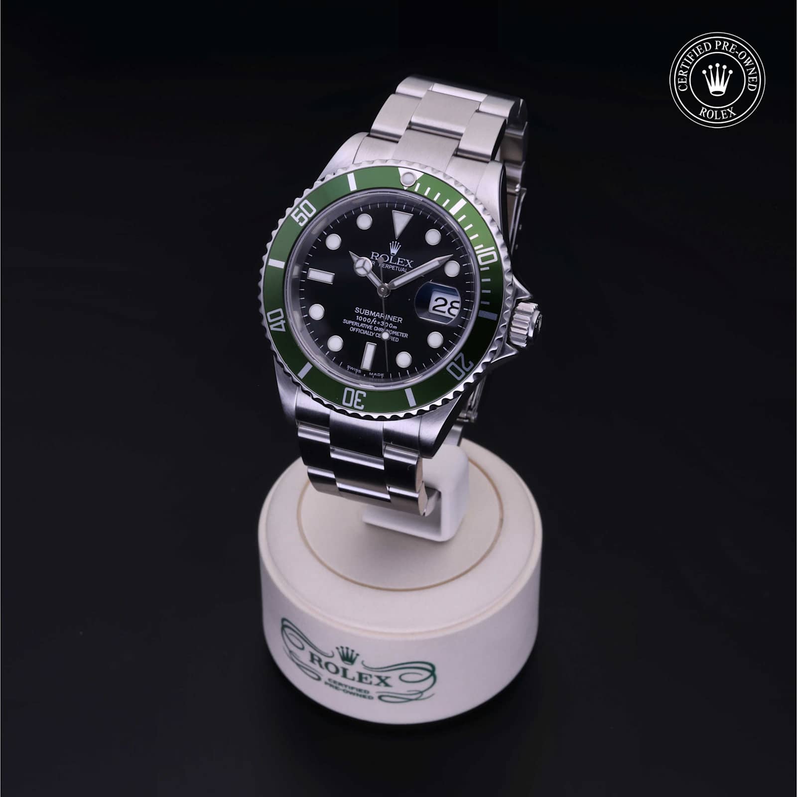 Submariner Date alternate view 5