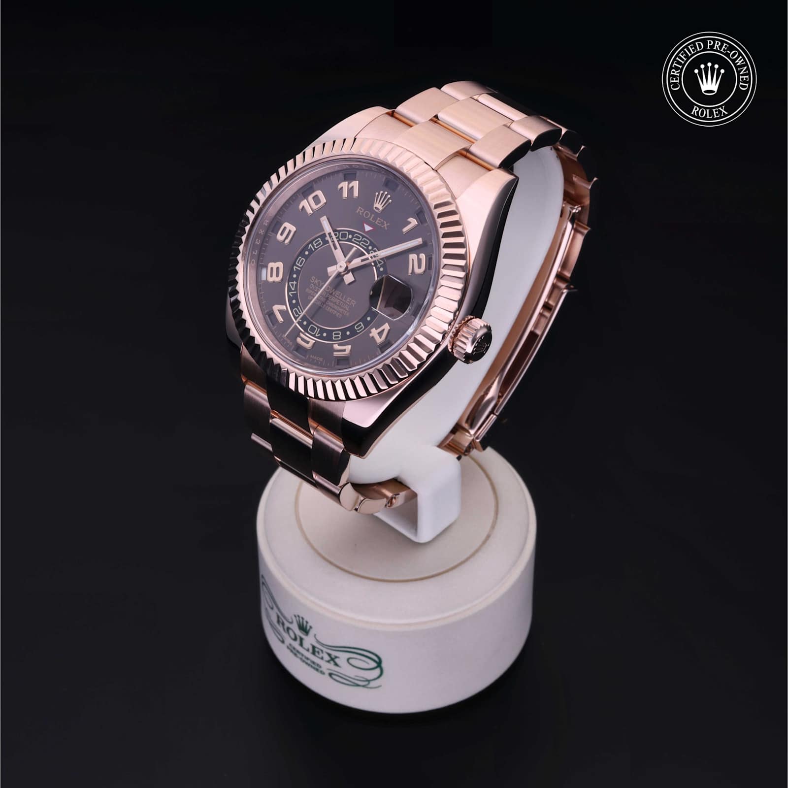 Rolex Sky-Dweller in Rose Gold, 326935 - Bucherer