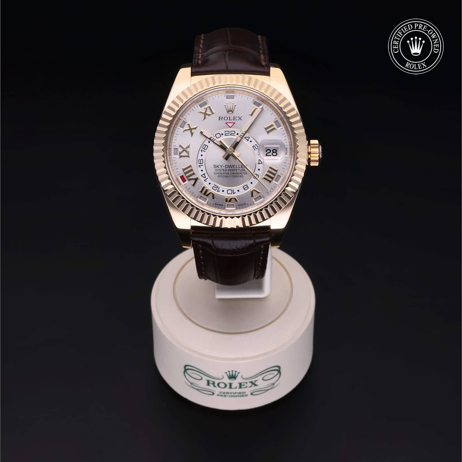 Rolex Sky-Dweller in Yellow Gold, 326138 - Bucherer
