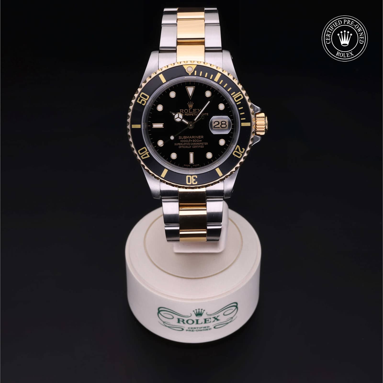 Submariner Date alternate view 3