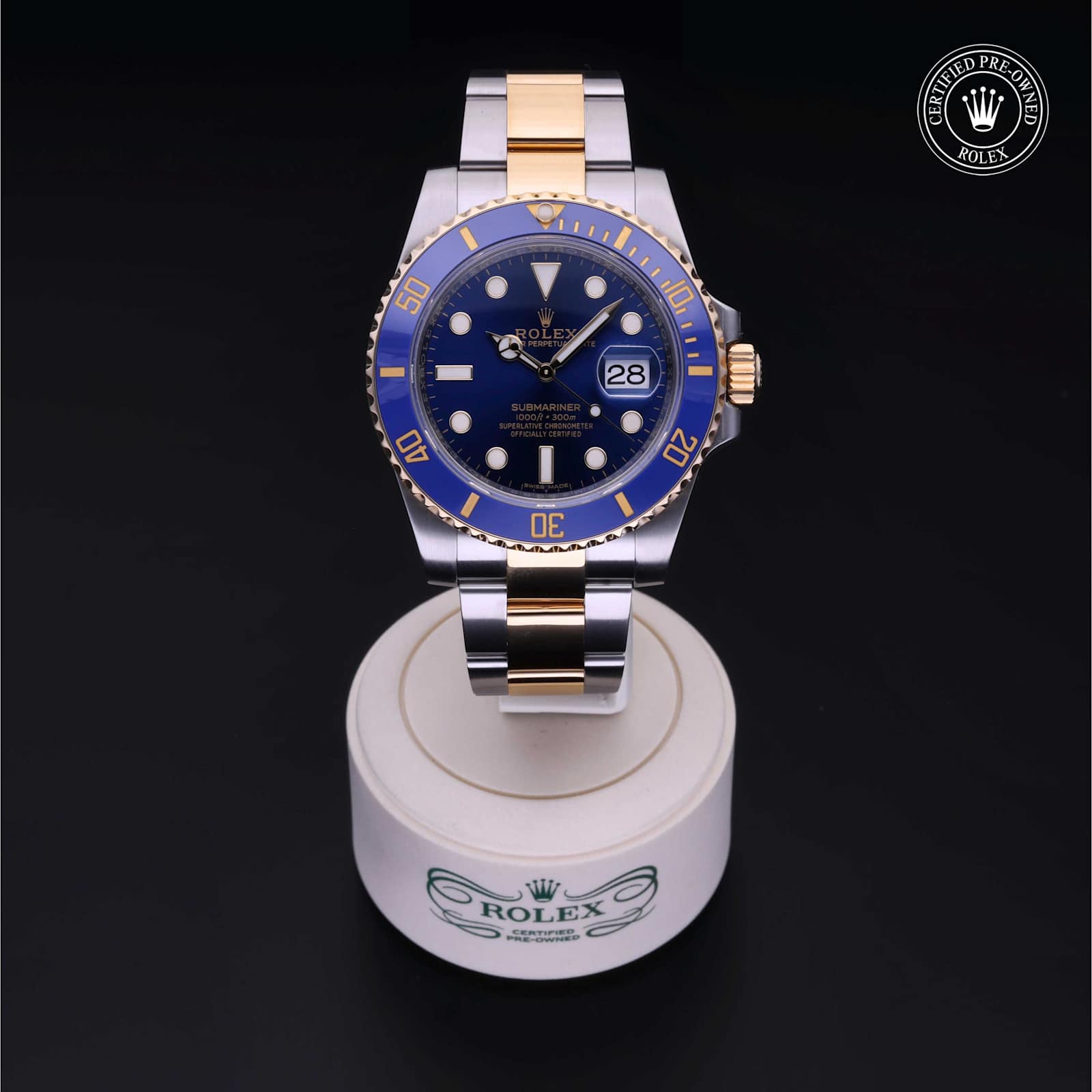 Submariner Date alternate view 3