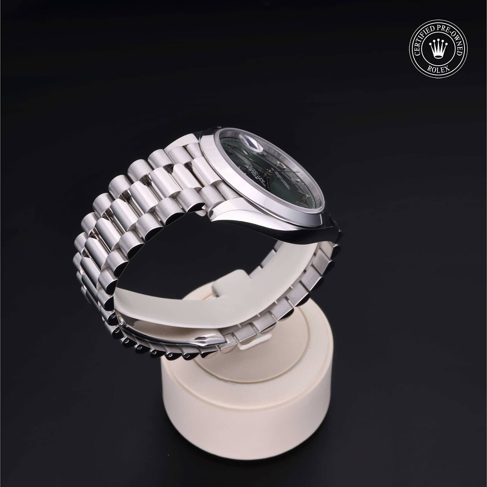 Rolex Day-Date in Platinum, 228206 - Bucherer