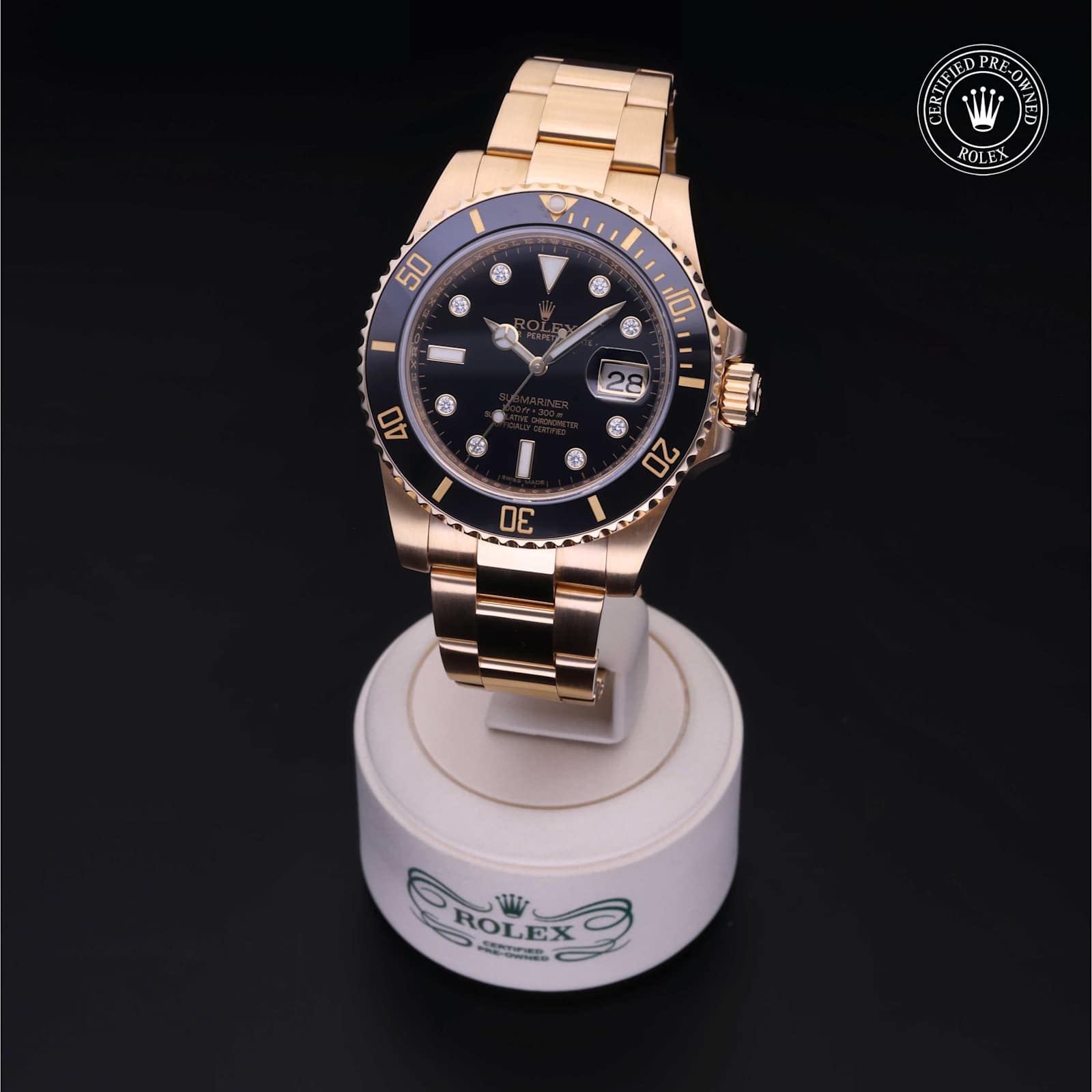 Submariner Date alternate view 3