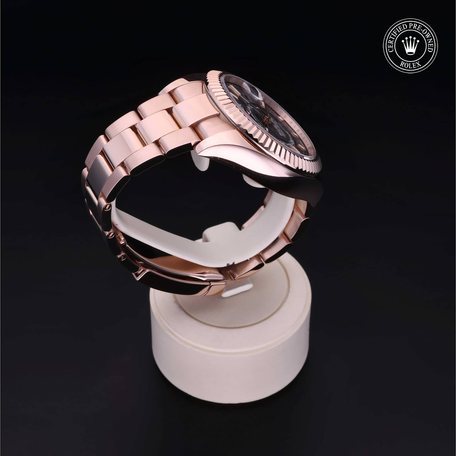 Rolex Sky-Dweller in Rose Gold, 326935 - Bucherer