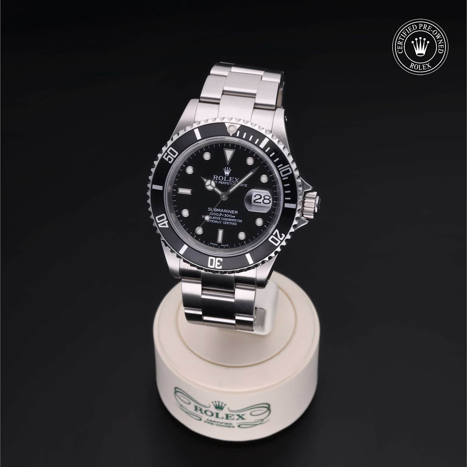 Submariner Date alternate view 3