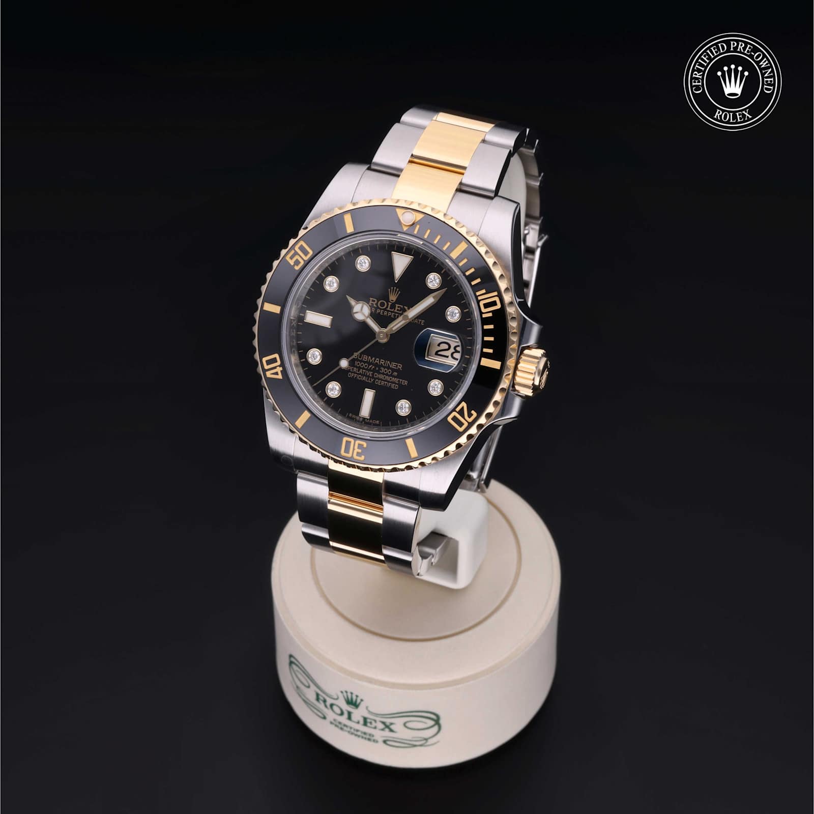 Submariner Date alternate view 5