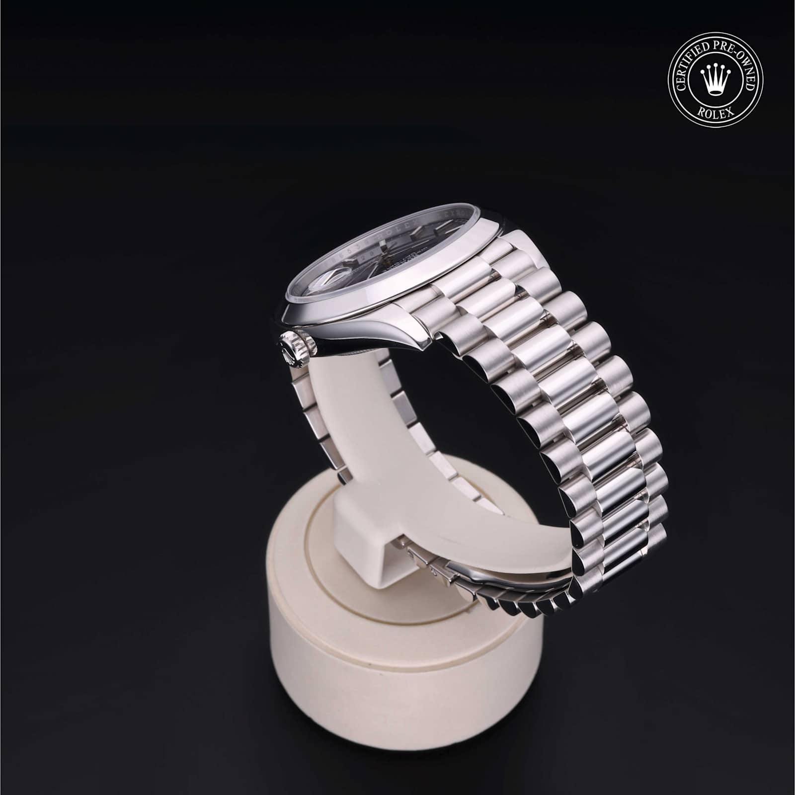 Rolex Day-Date in Platinum, 228206 - Bucherer