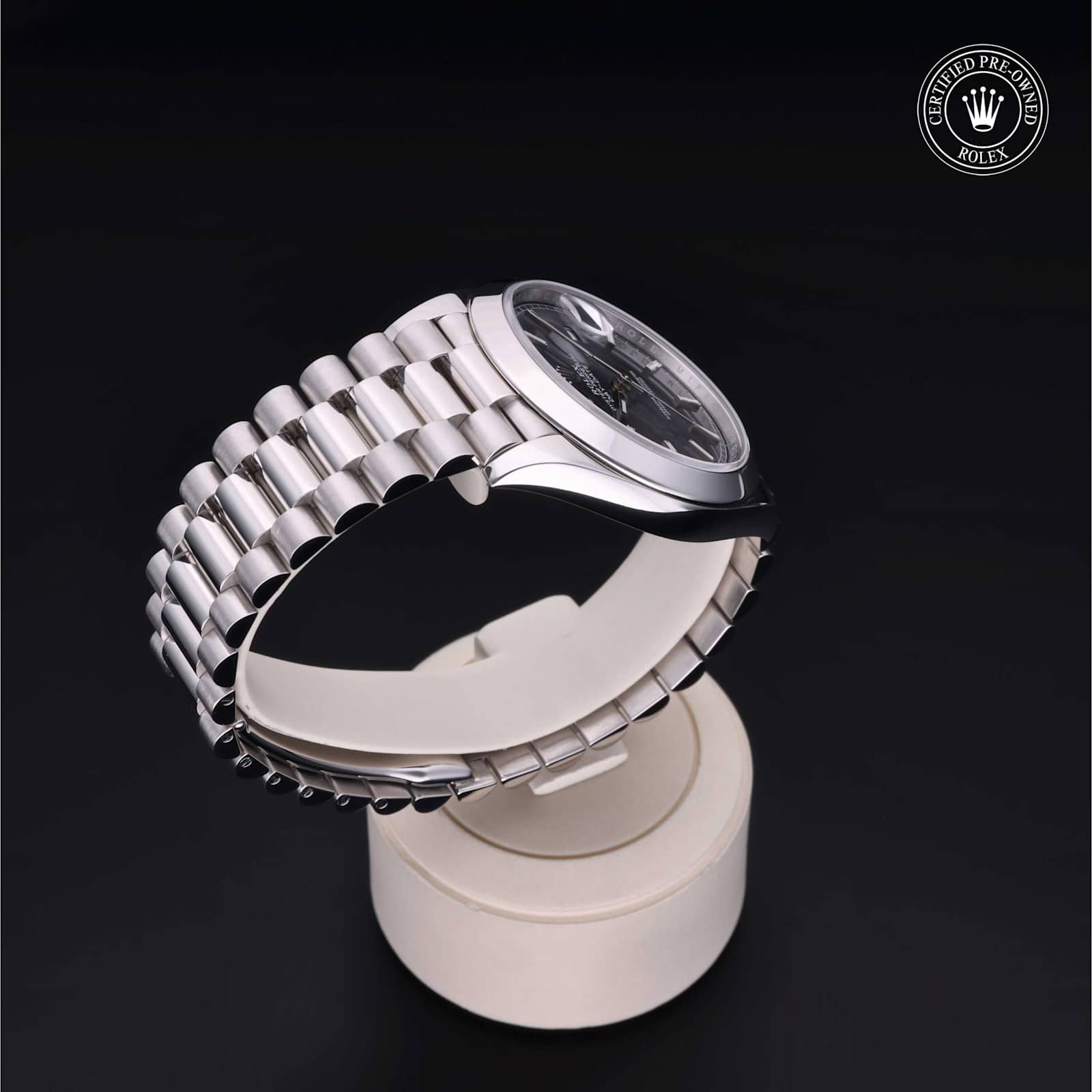 Rolex Day-Date in Platinum, 228206 - Bucherer
