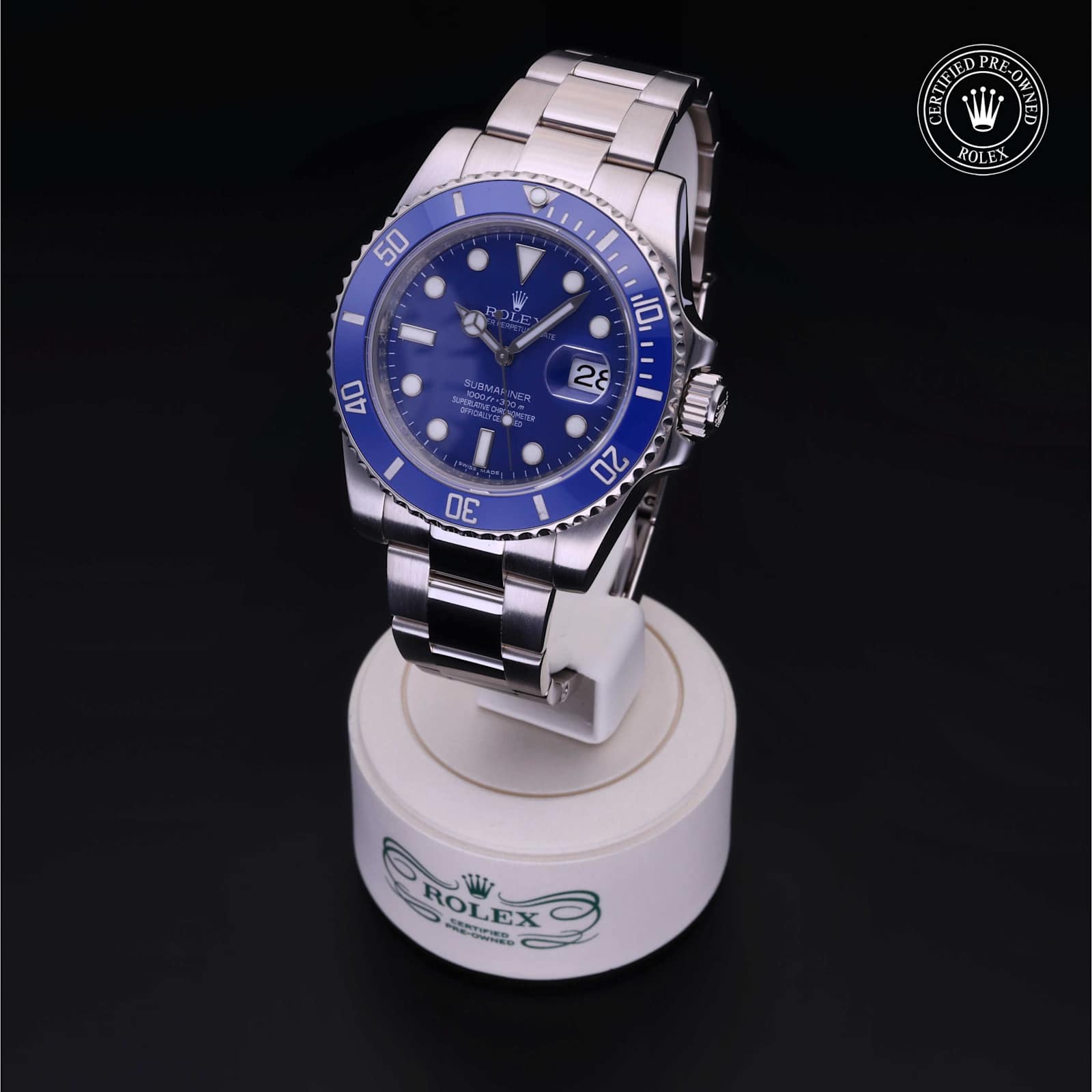 Submariner Date alternate view 5