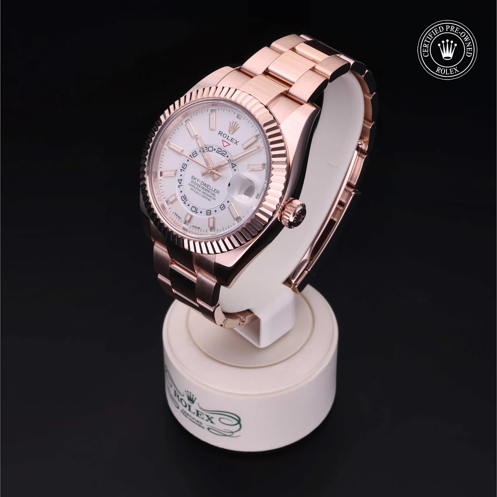 Rolex Sky-Dweller in Rose Gold, 326935 - Bucherer