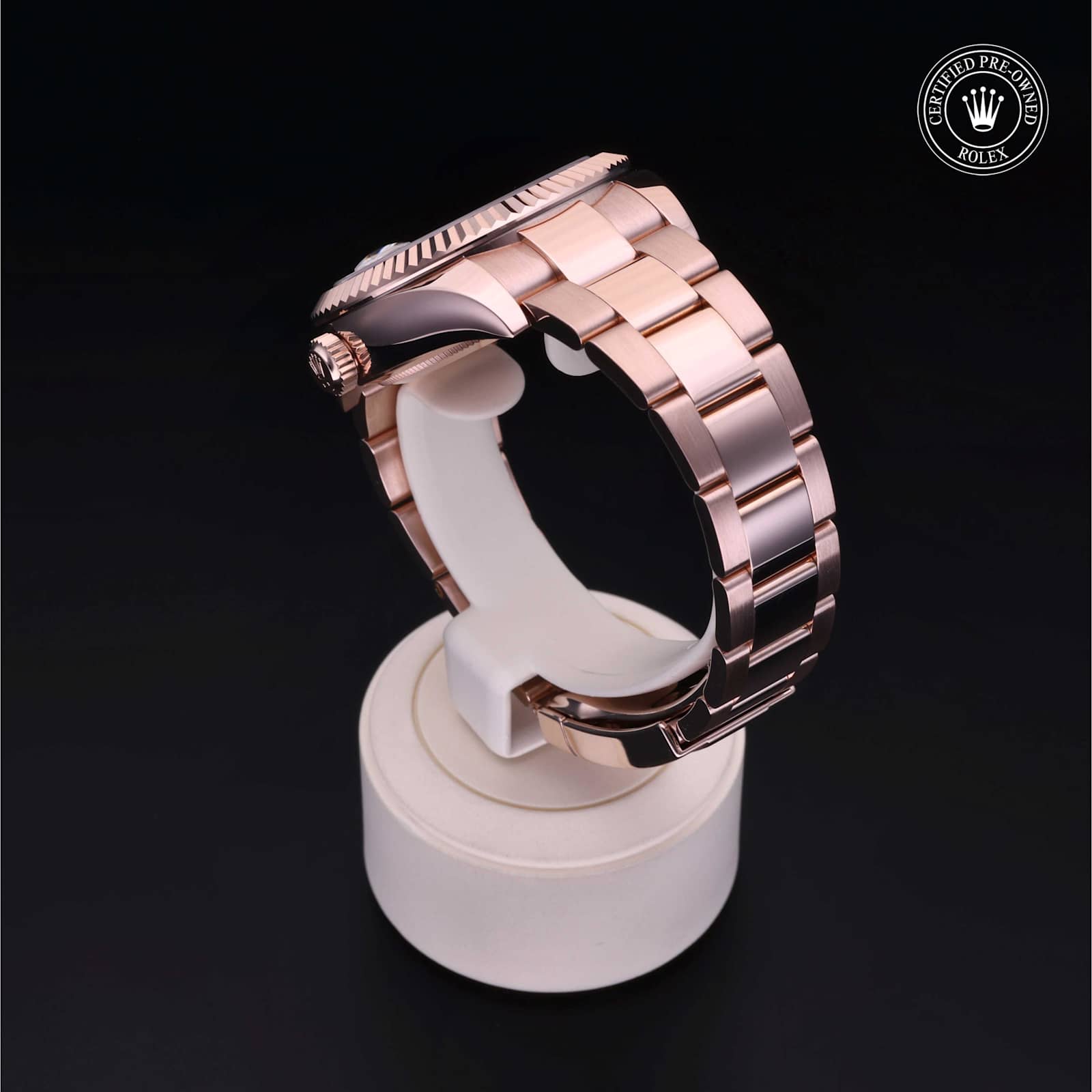 Rolex Sky-Dweller in Rose Gold, 326935 - Bucherer