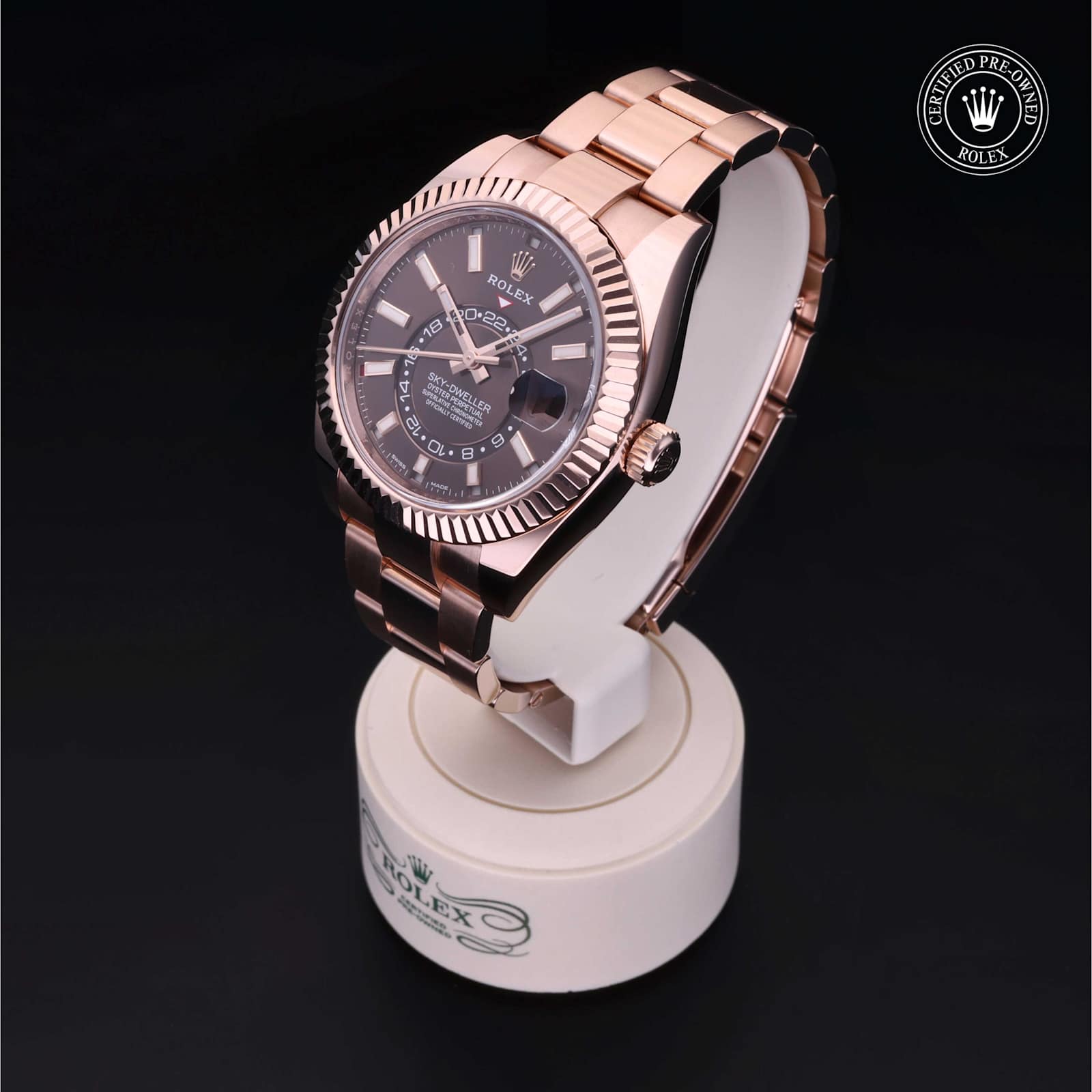 Rolex Sky-Dweller in Rose Gold, 326935 - Bucherer