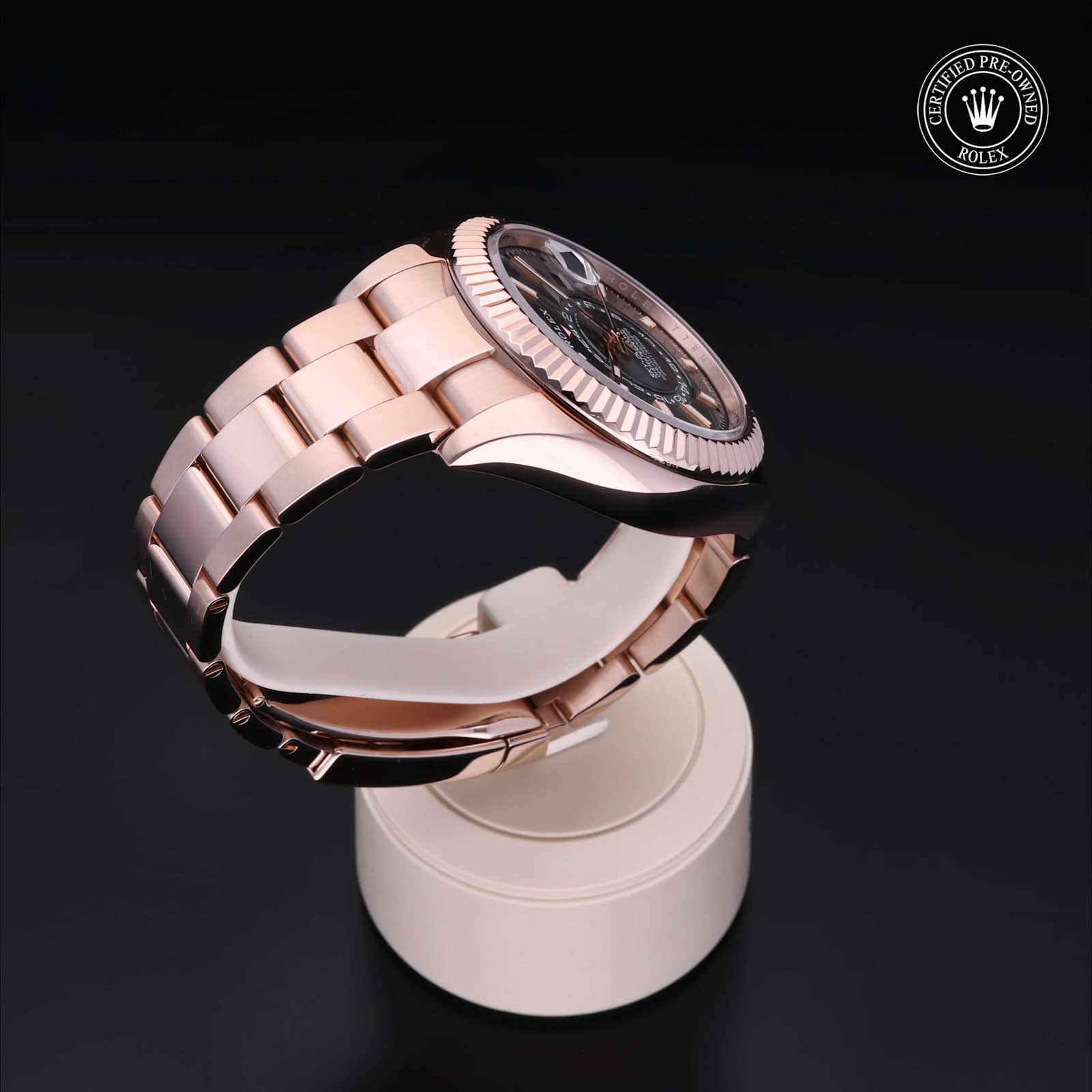 Rolex Sky-Dweller in Rose Gold, 326935 - Bucherer