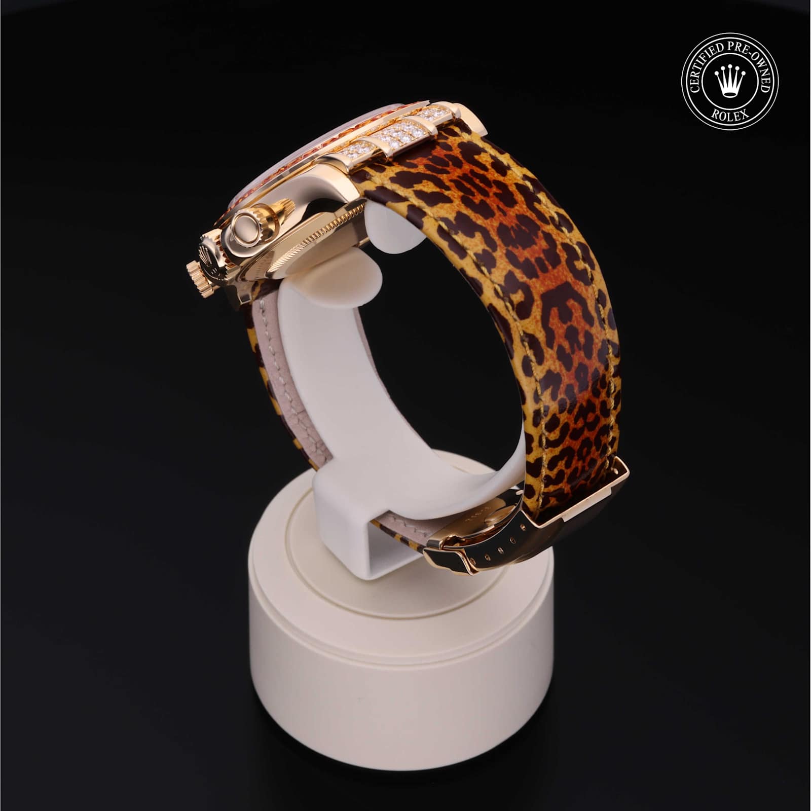 Rolex Cosmograph Daytona in Yellow Gold, 116598SACO - Bucherer