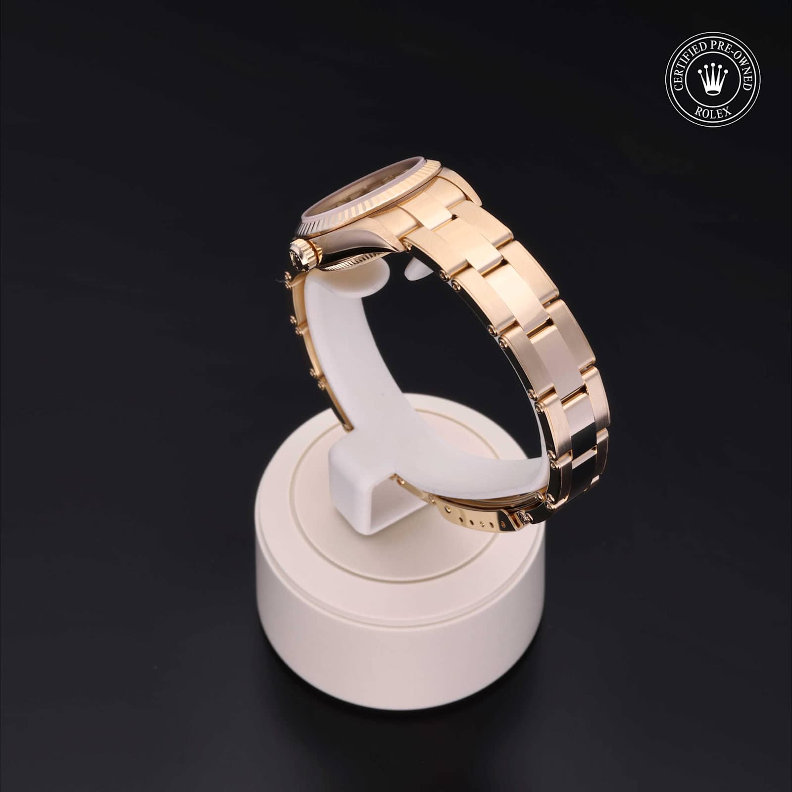 Rolex Oyster Perpetual in Yellow gold, 76198 - Bucherer