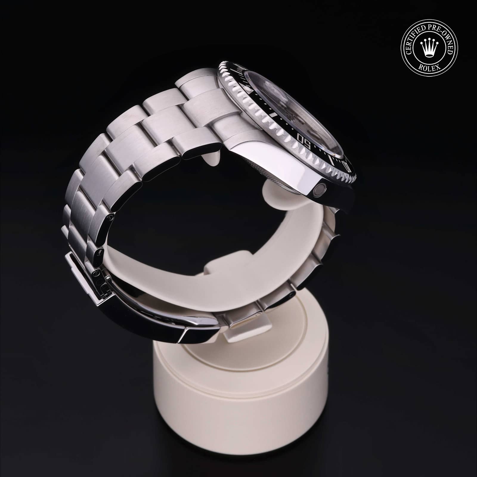 Rolex Sea-Dweller in Stainless steel, 126600 - Bucherer