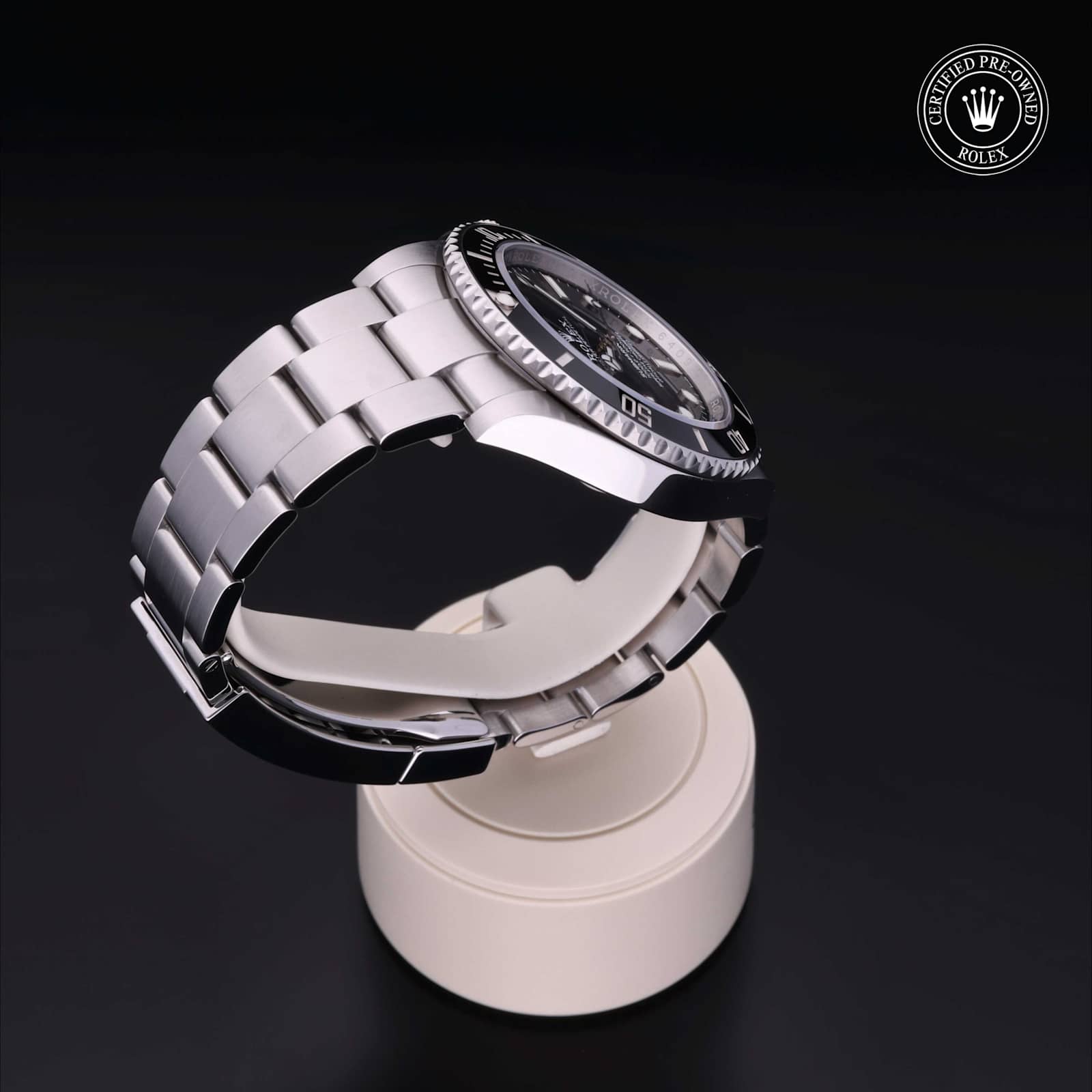 Rolex Submariner in Stainless steel, 124060 - Bucherer