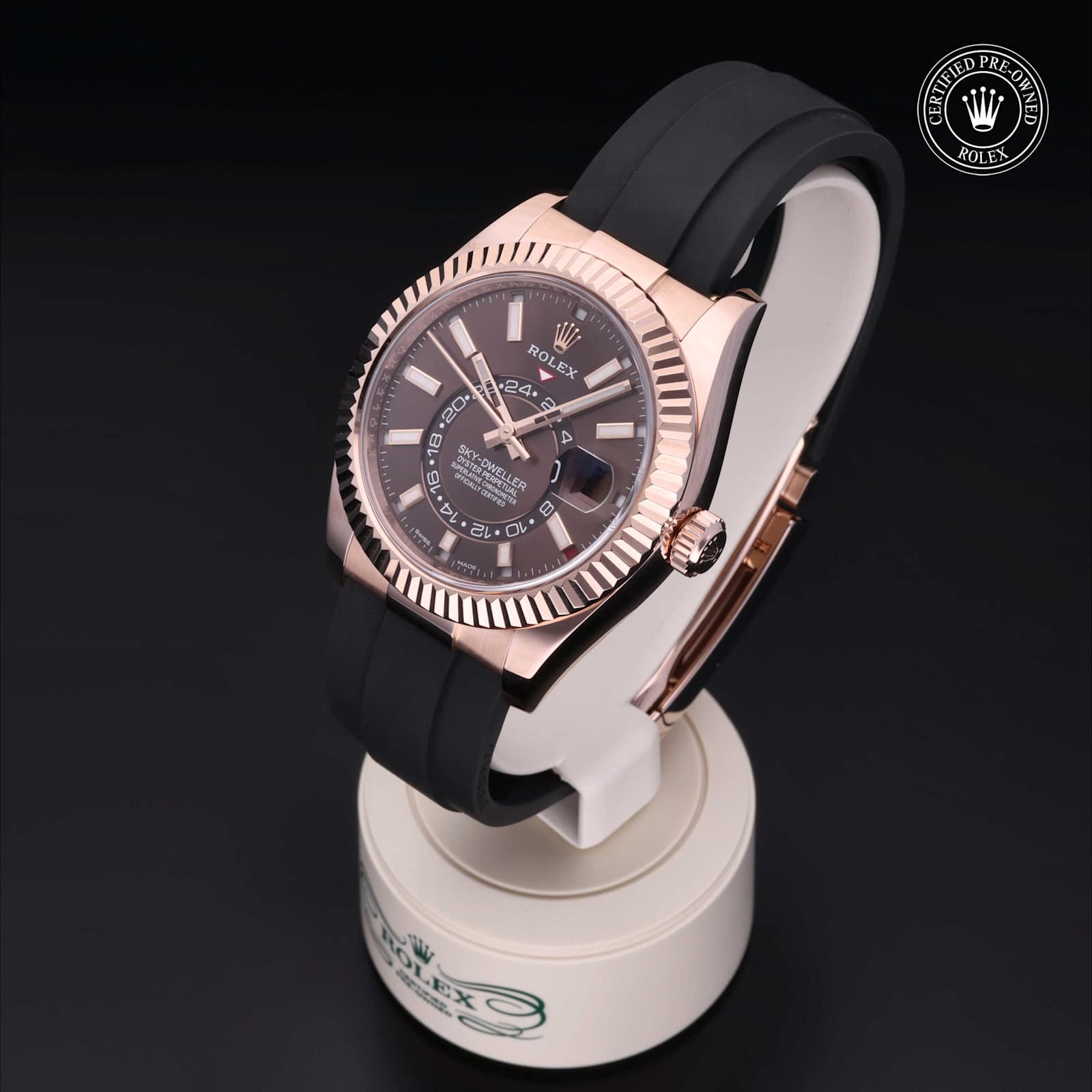 Rolex Sky-Dweller in Rose Gold, 326235 - Bucherer