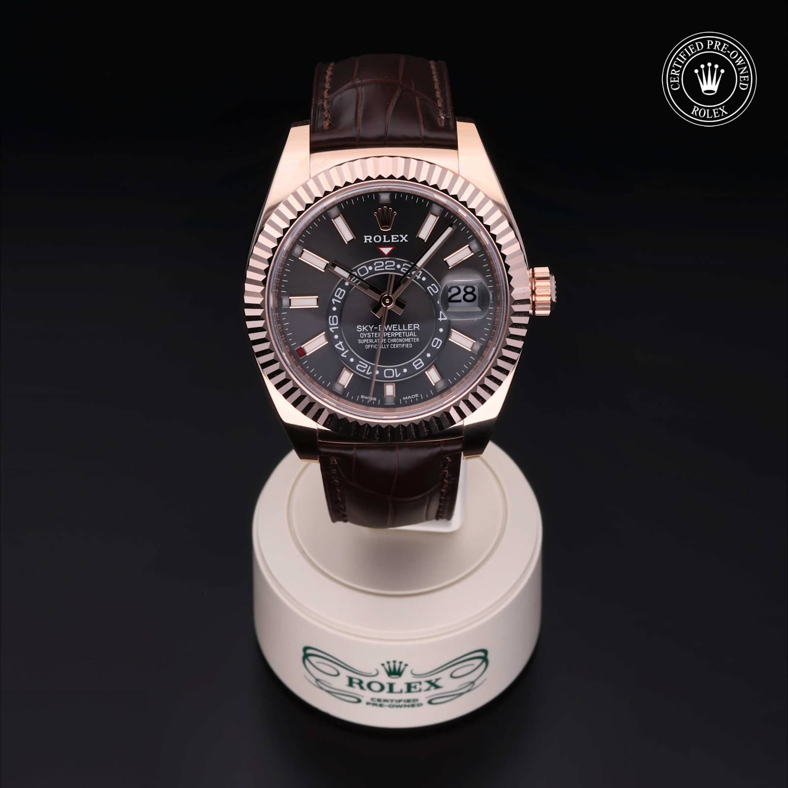 Rolex Sky-Dweller in Rotgold, 326135 - Bucherer