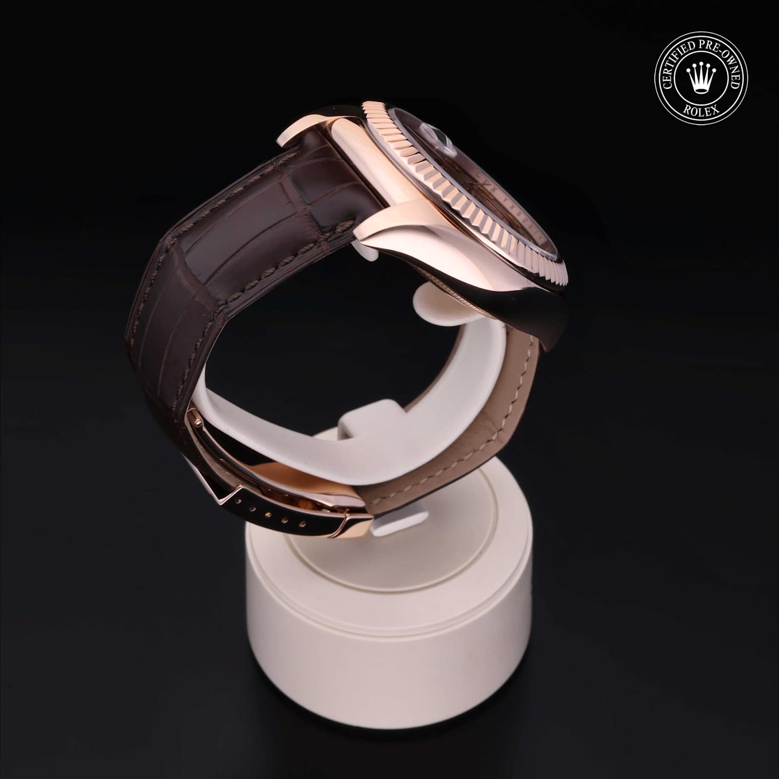 Rolex Sky-Dweller in Rotgold, 326135 - Bucherer
