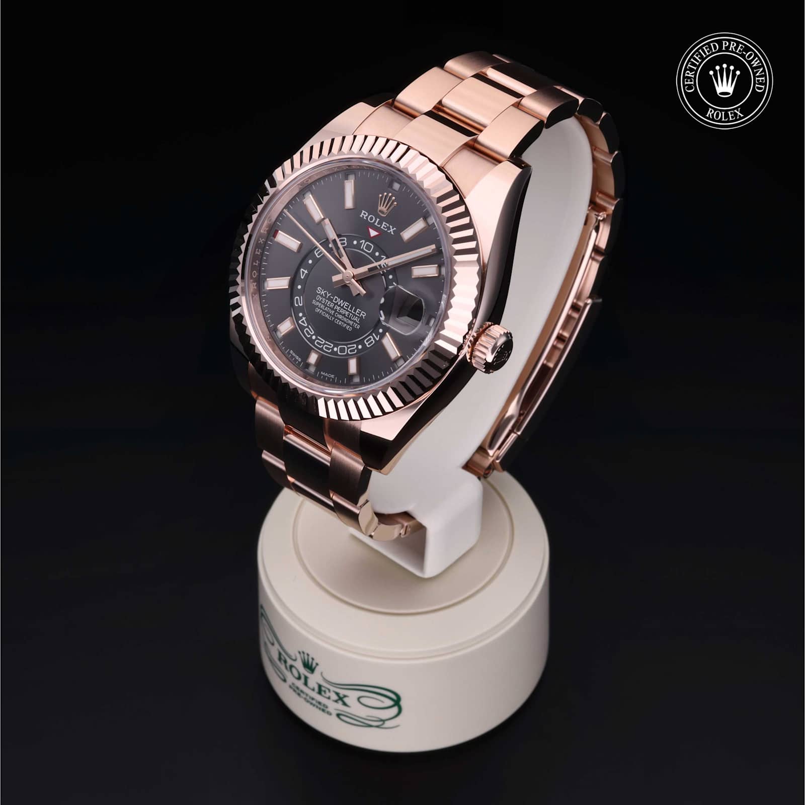 Rolex Sky-Dweller in Rose Gold, 326935 - Bucherer