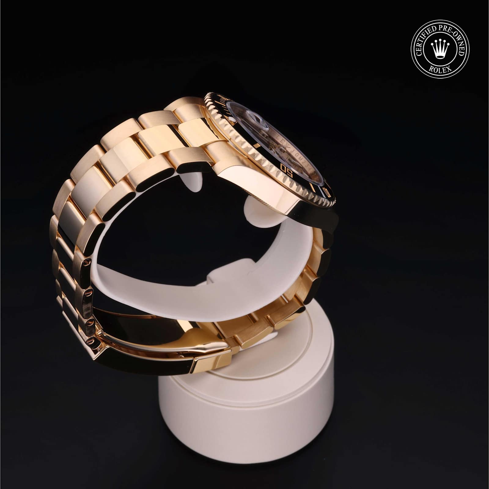 Rolex Submariner Date in Yellow Gold, 126618 - Bucherer