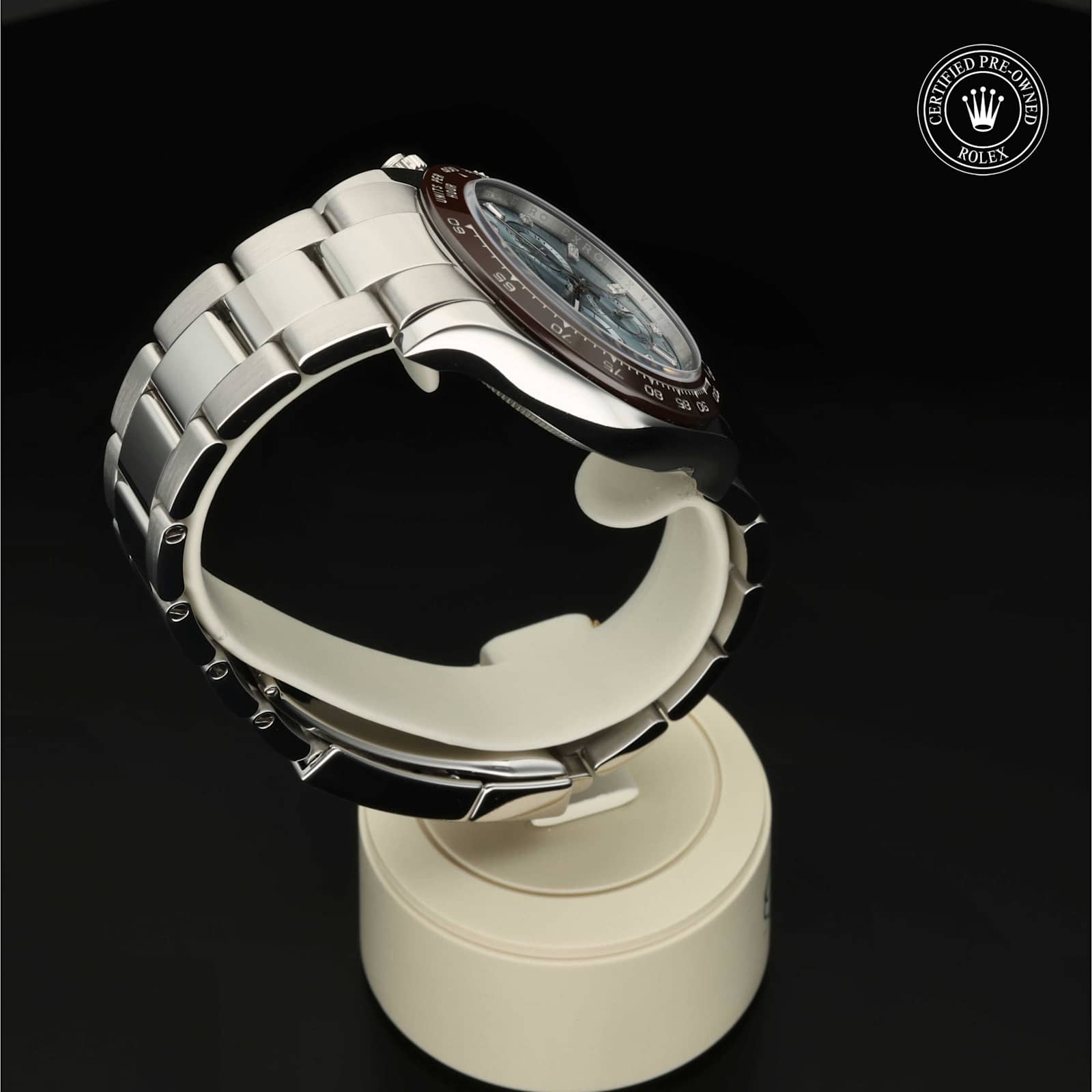 Rolex Cosmograph Daytona in Platinum, 116506 - Bucherer