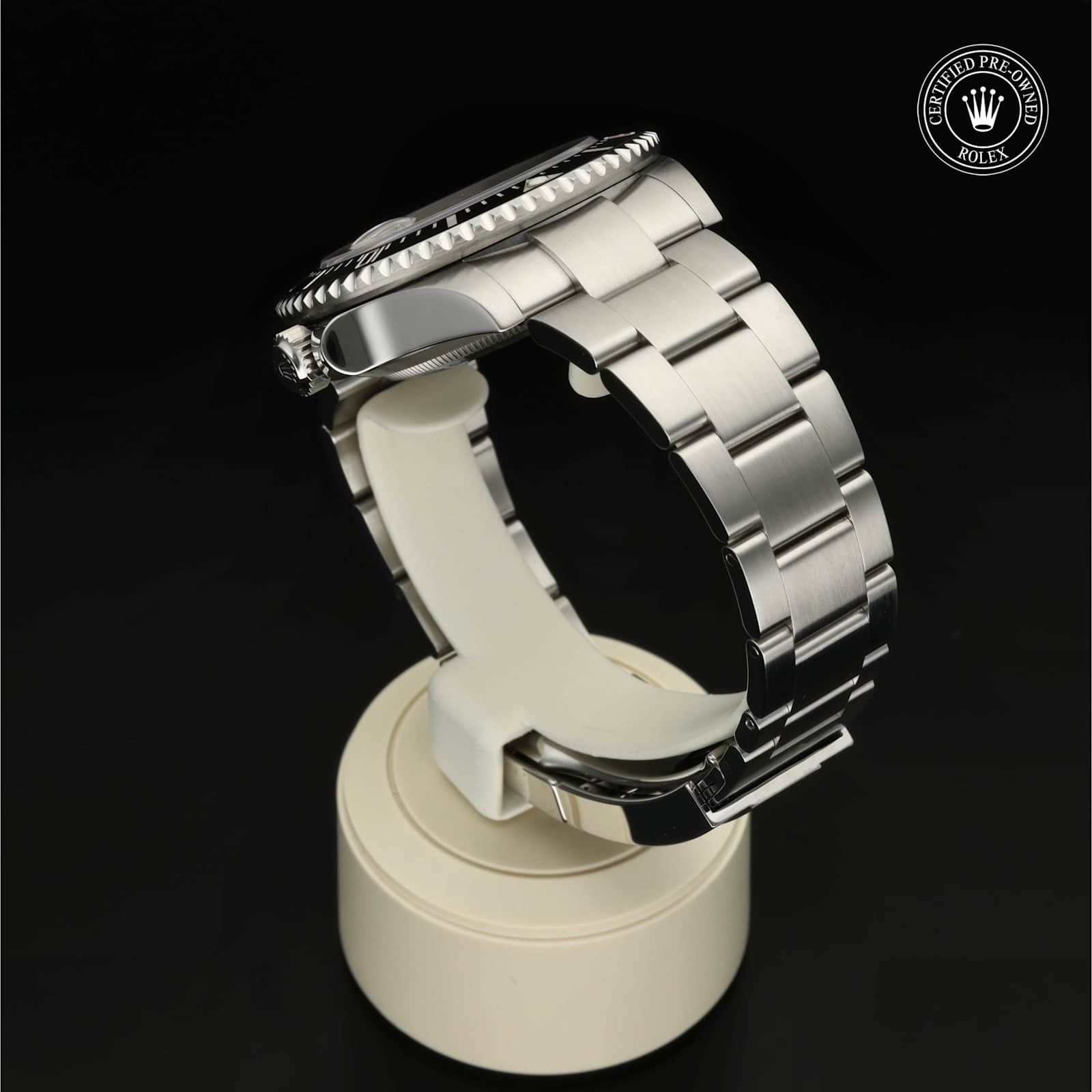 Rolex Sea-Dweller in Stainless steel, 126600 - Bucherer