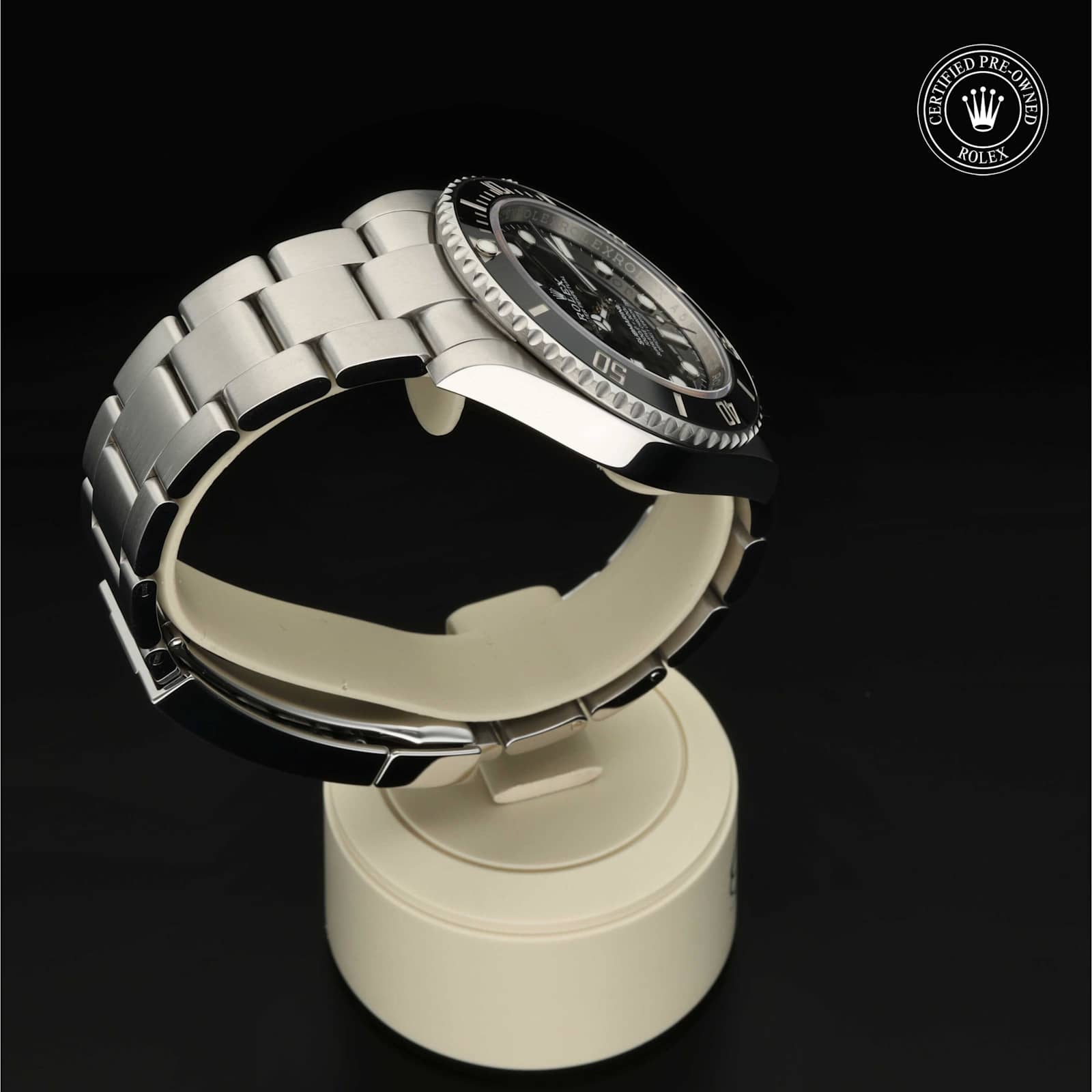 Rolex Submariner in Stainless steel, 124060 - Bucherer