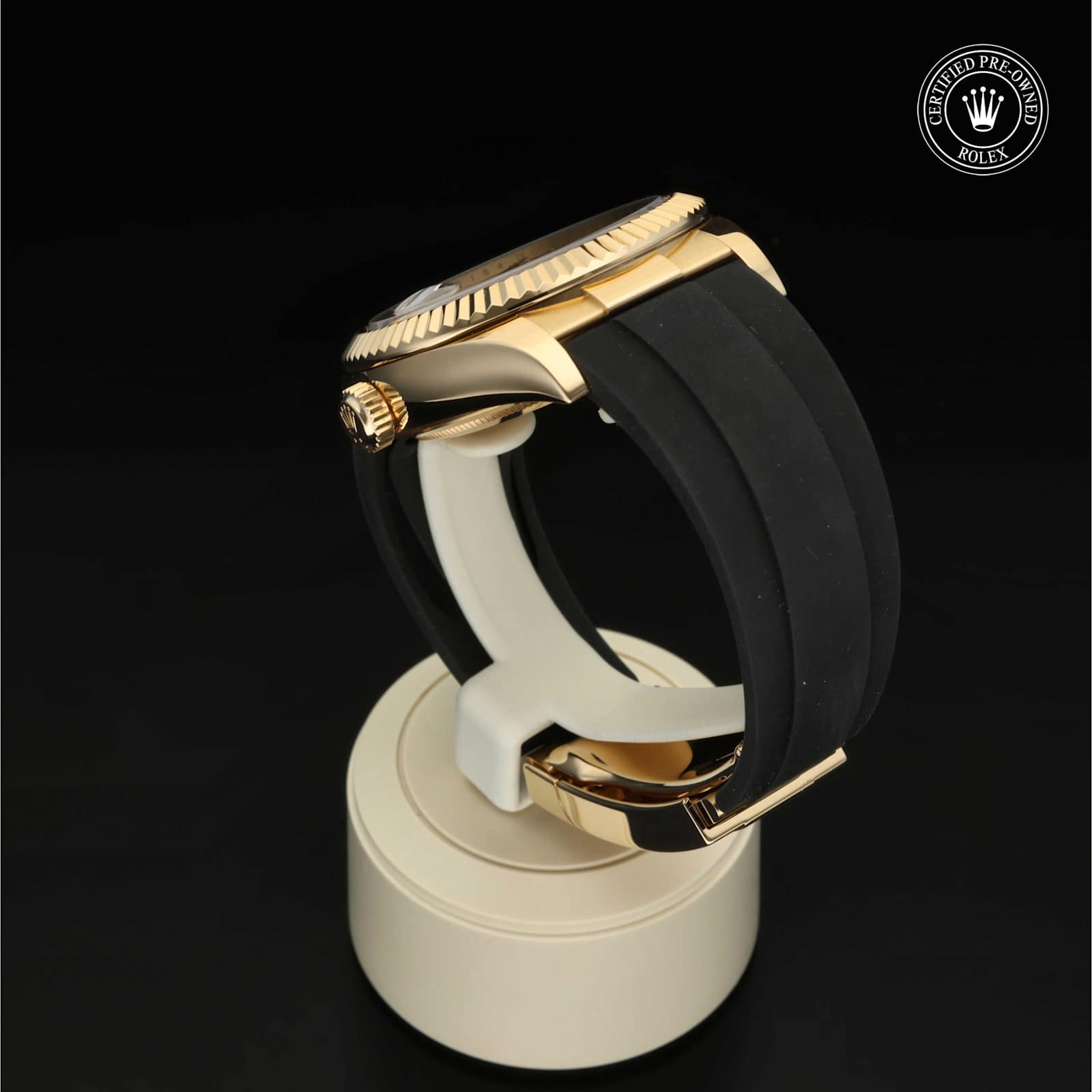 Rolex Sky-Dweller in Yellow Gold, 336238 - Bucherer