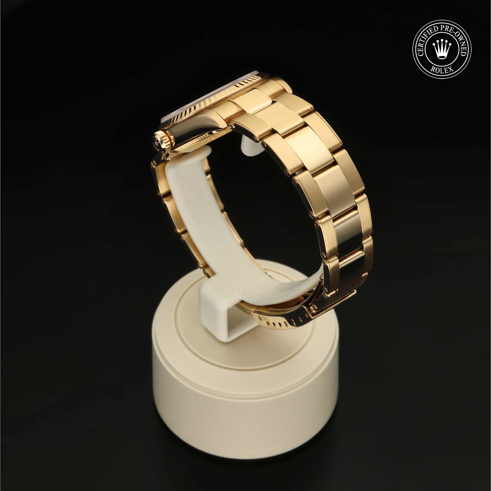 Rolex Oyster Perpetual in Yellow Gold, 67518 - Bucherer