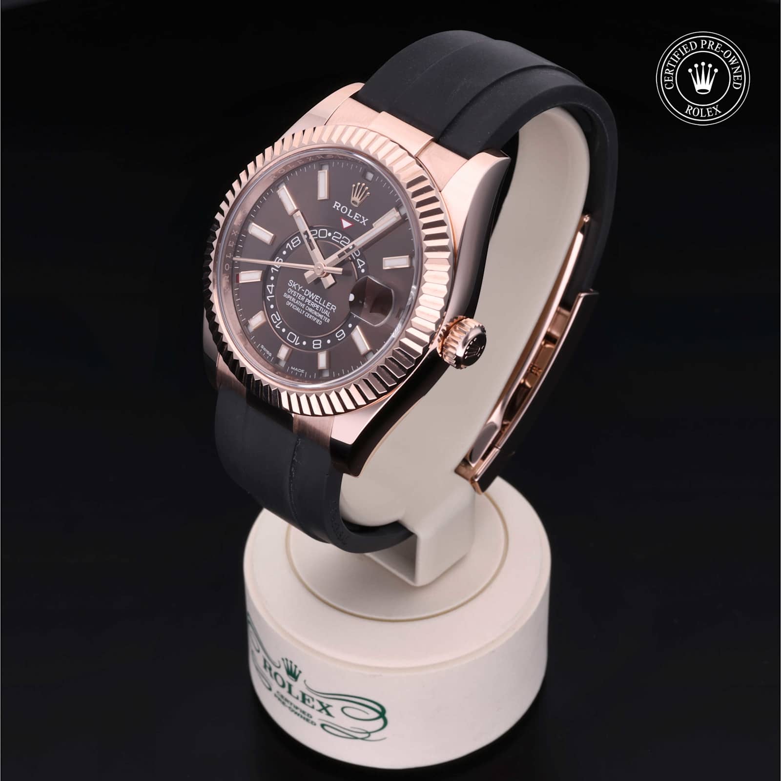 Rolex Sky-Dweller in Rose gold, 326235 - Bucherer