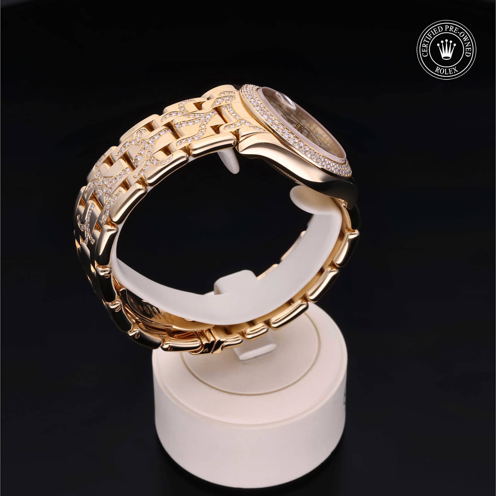 Rolex Pearlmaster in Yellow gold, 81338 - Bucherer