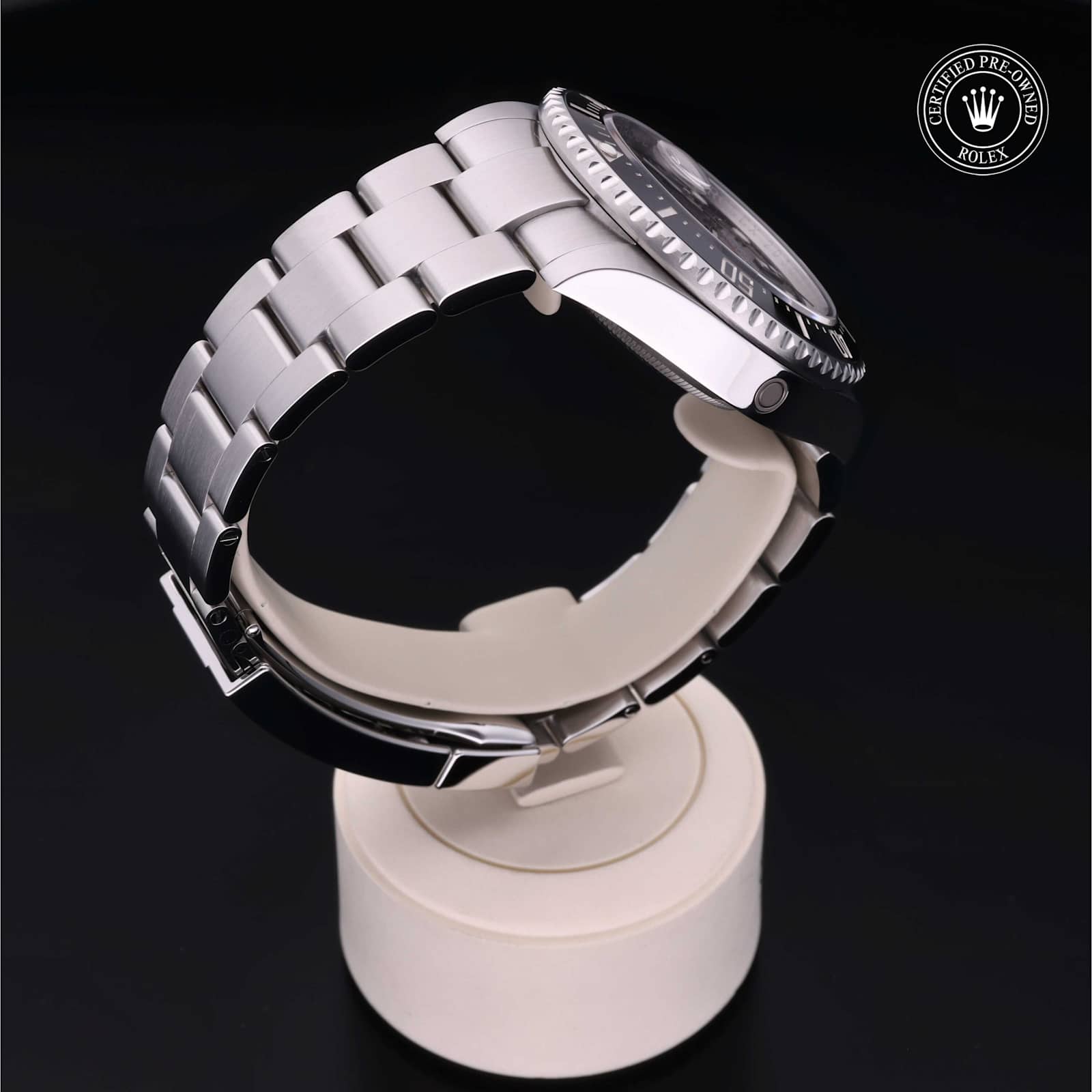 Rolex Sea-Dweller in Stainless steel, 126600 - Bucherer