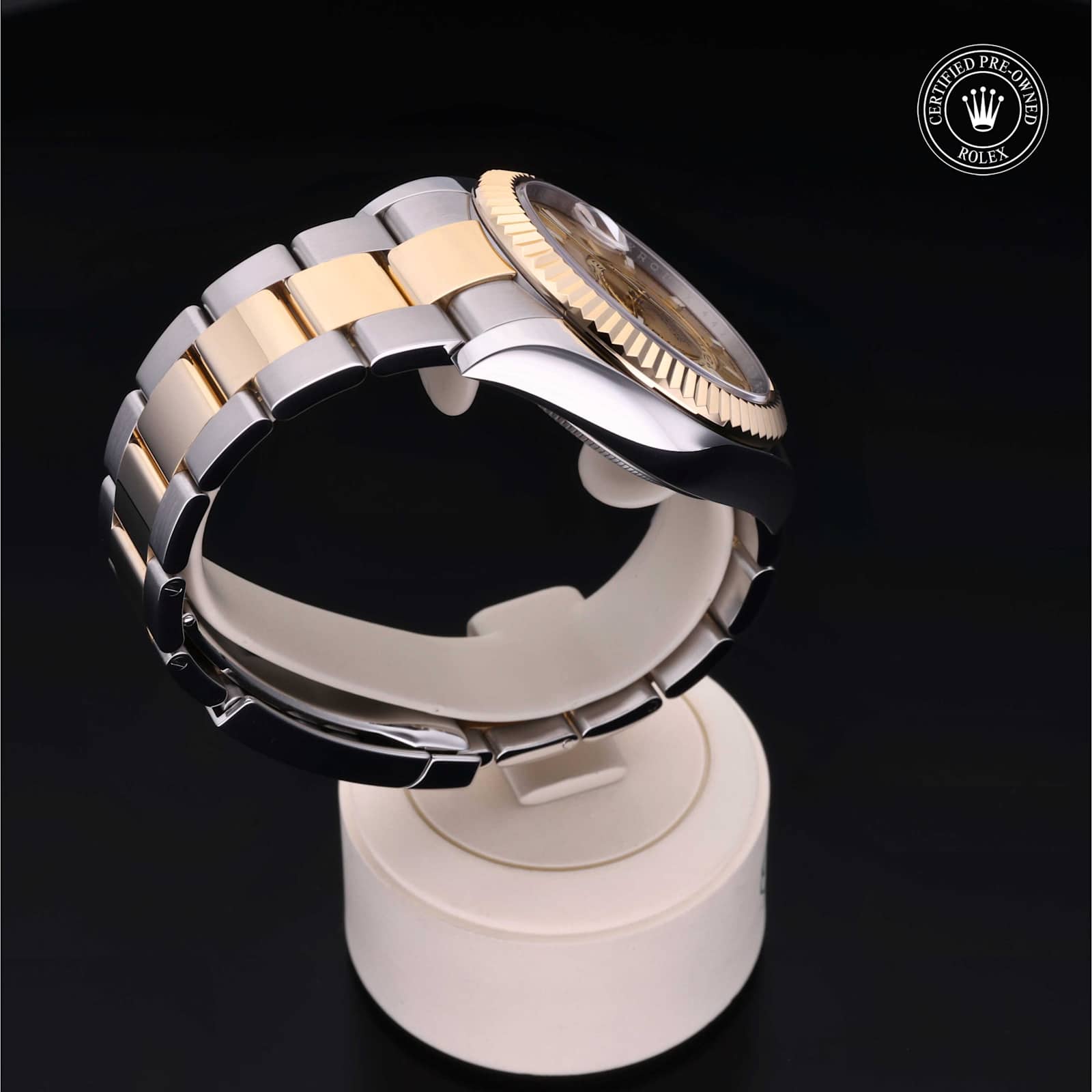 Rolex Sky-Dweller in Bicolour, 326933 - Bucherer