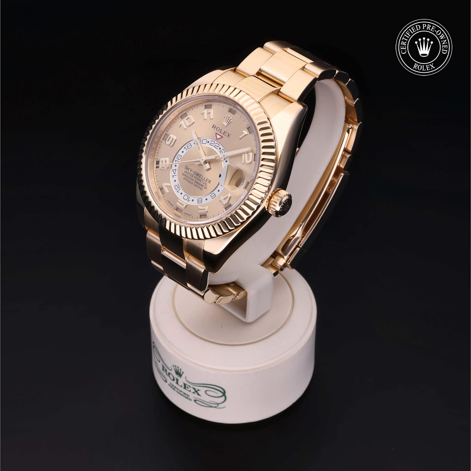Rolex Sky-Dweller in Yellow Gold, 326938 - Bucherer