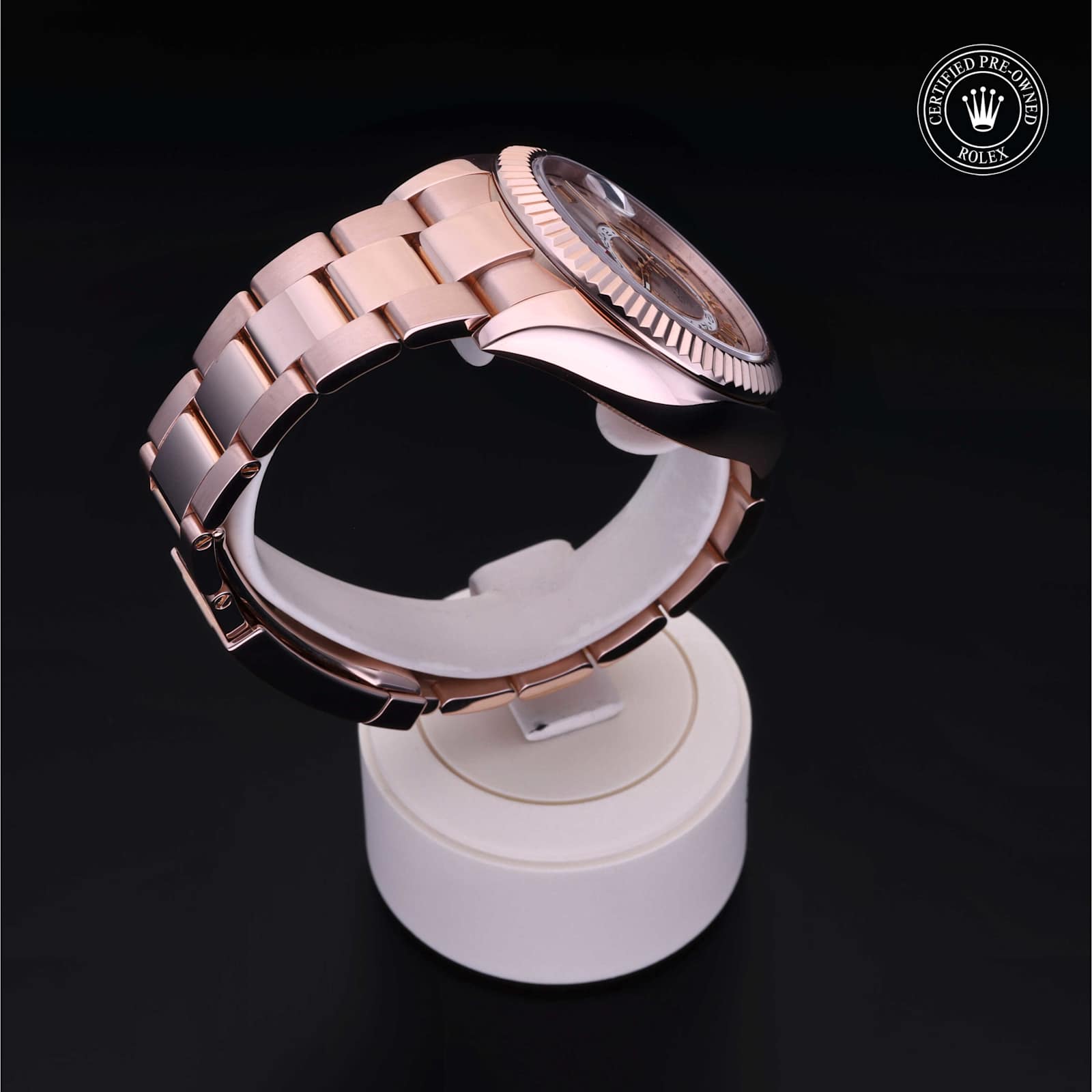Rolex Sky-Dweller in Rose Gold, 326935 - Bucherer