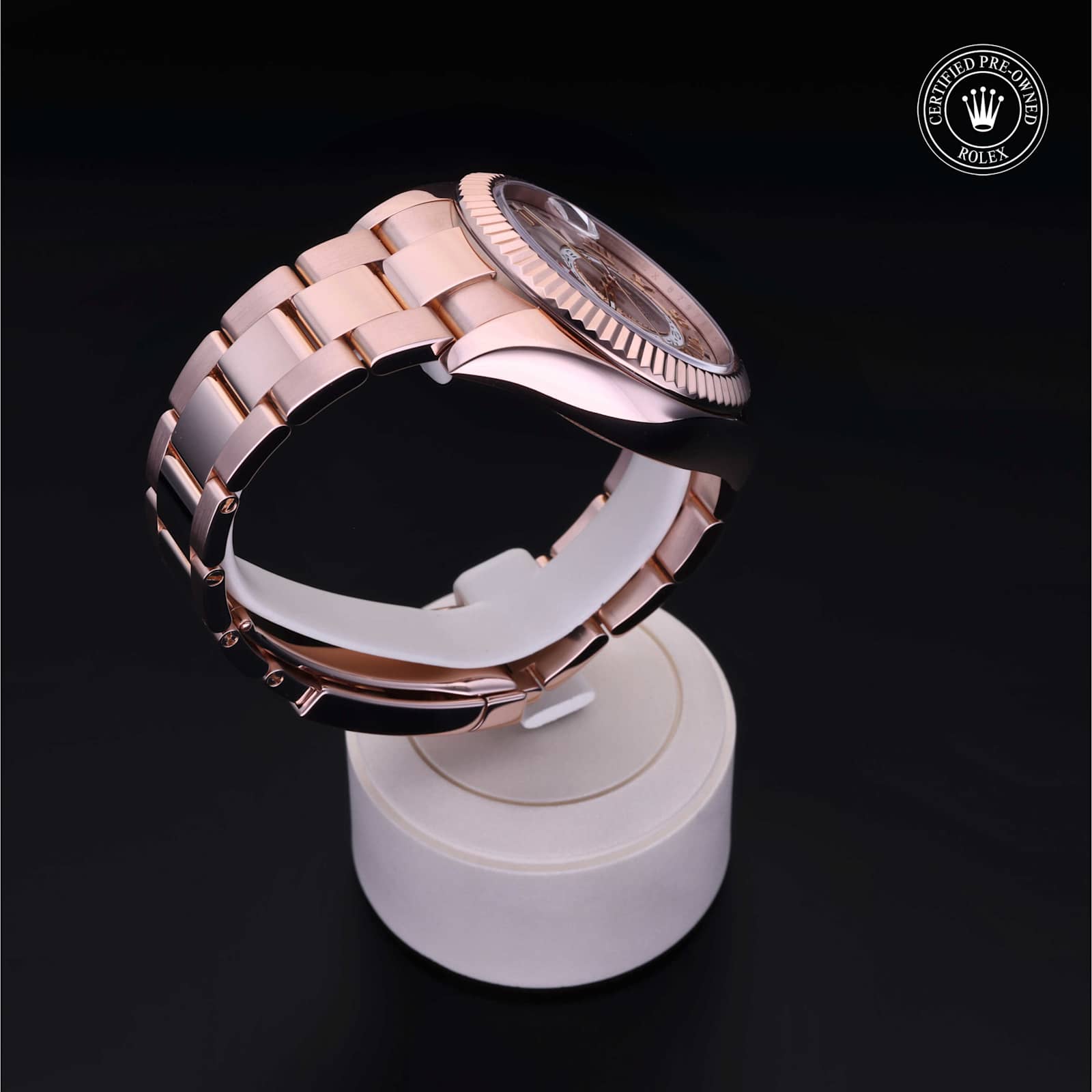 Rolex Sky-Dweller in Rose Gold, 326935 - Bucherer