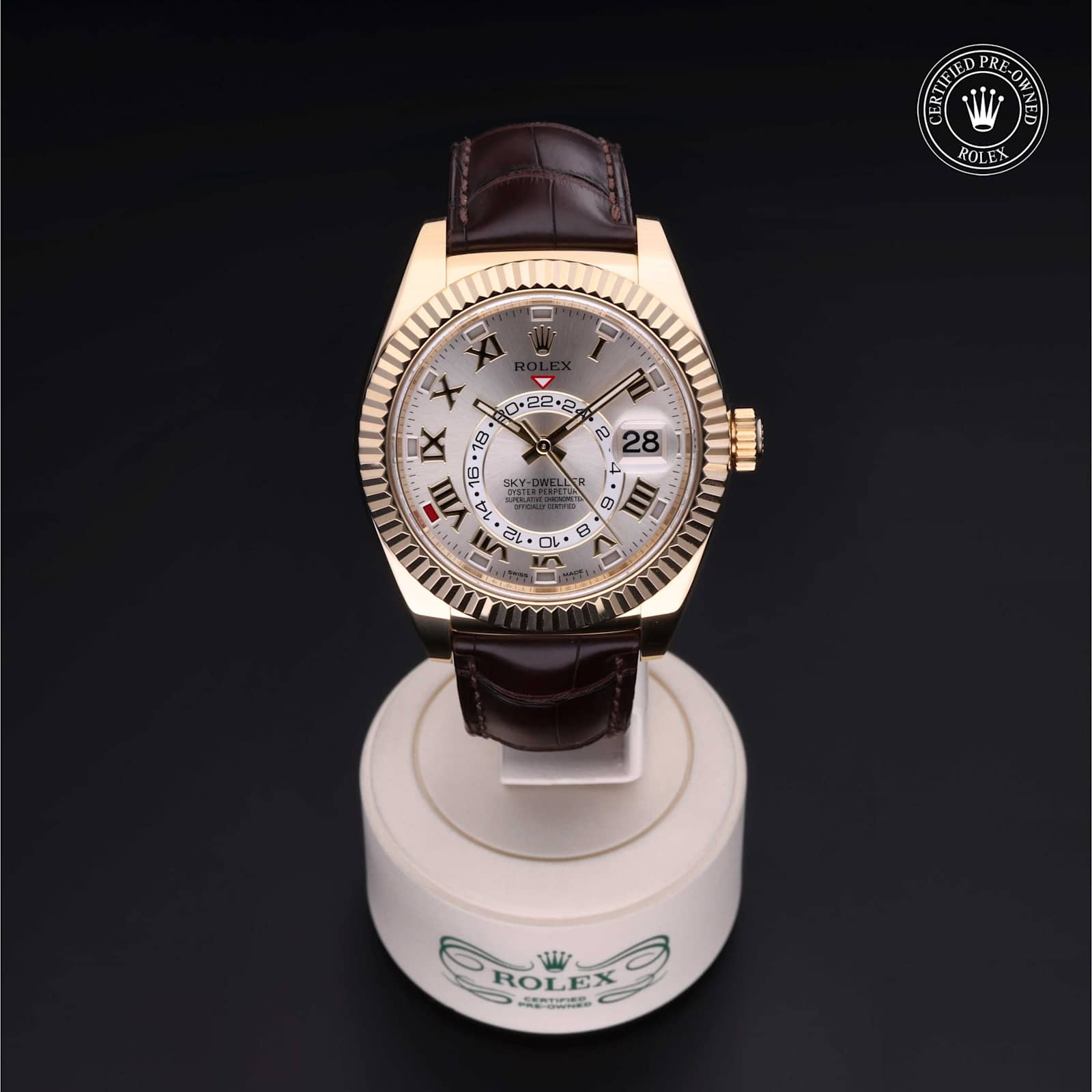 Rolex Sky-Dweller in Yellow Gold, 326138 - Bucherer