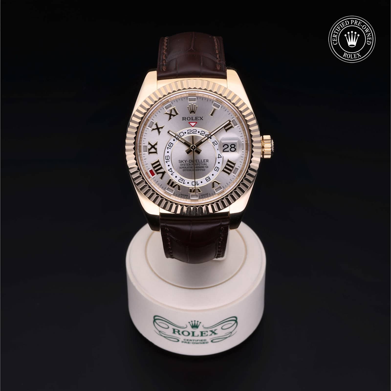 Rolex Sky-Dweller in Yellow Gold, 326138 - Bucherer