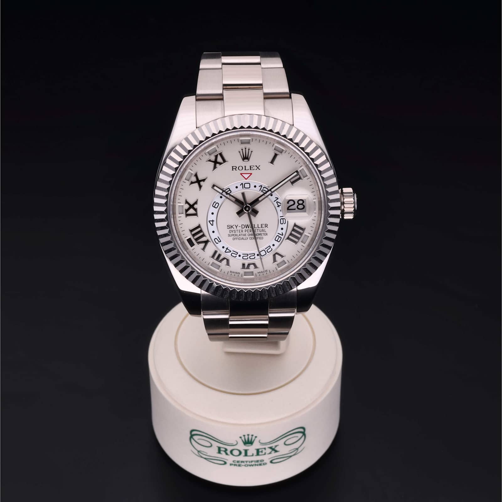 Rolex Sky-Dweller in White Gold, 326939 - Bucherer