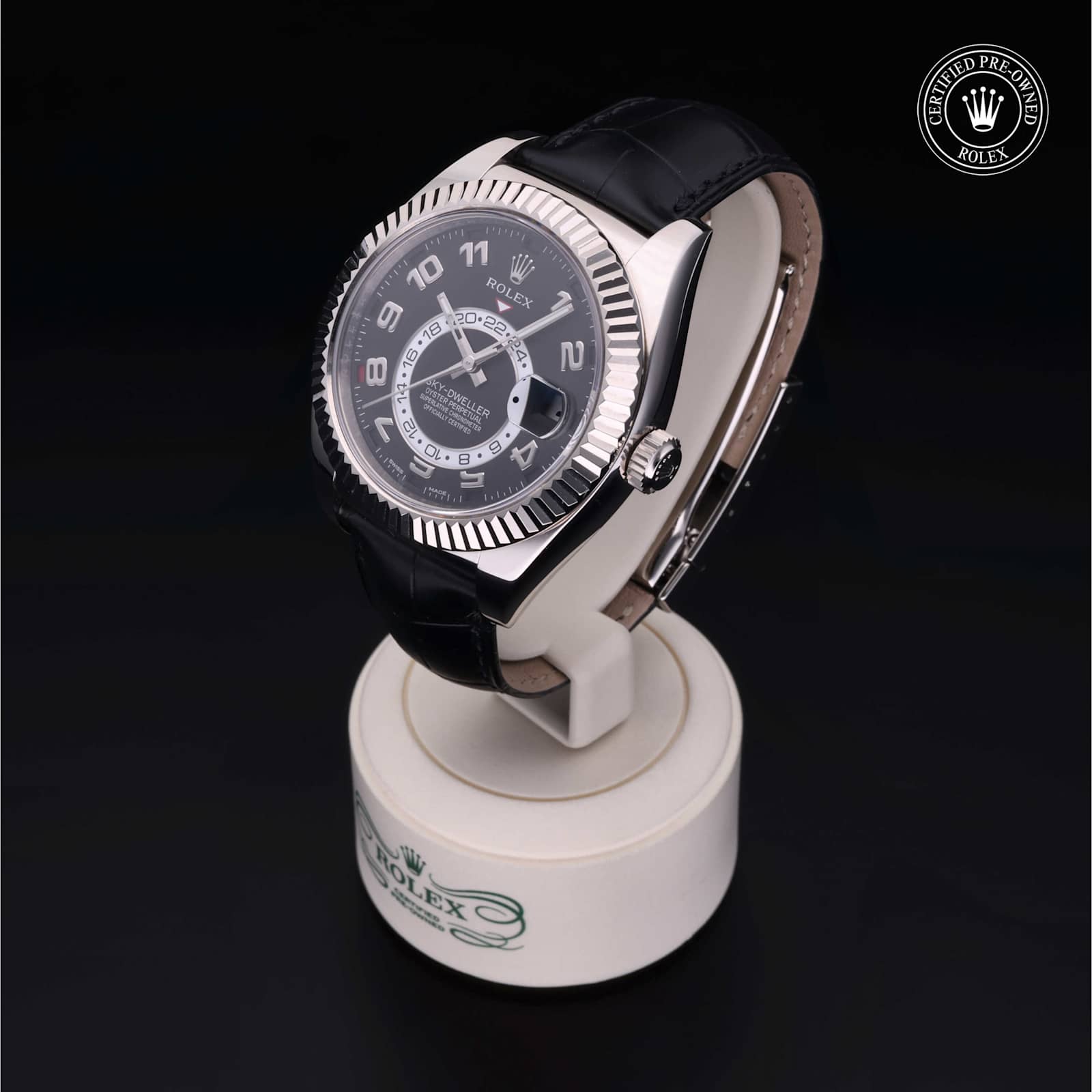 Rolex Sky-Dweller in White Gold, 326139 - Bucherer