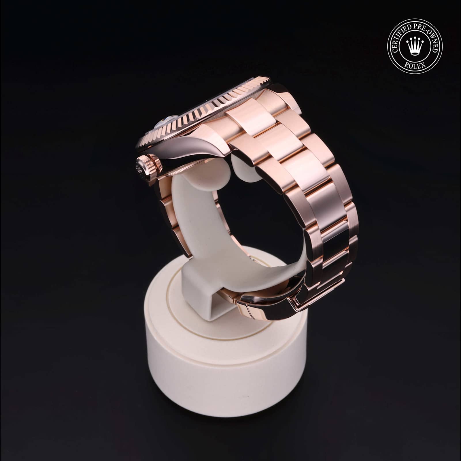 Rolex Sky-Dweller in Rose Gold, 326935 - Bucherer