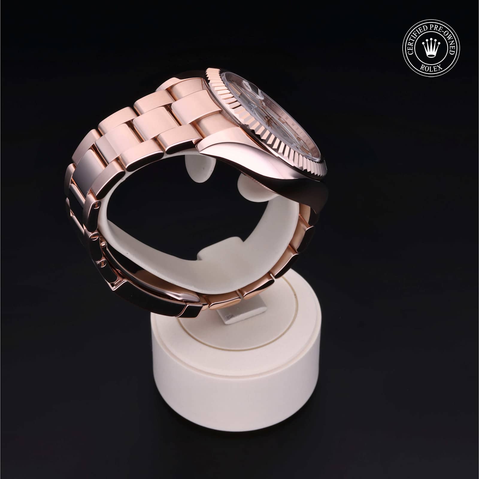 Rolex Sky-Dweller in Rose Gold, 326935 - Bucherer