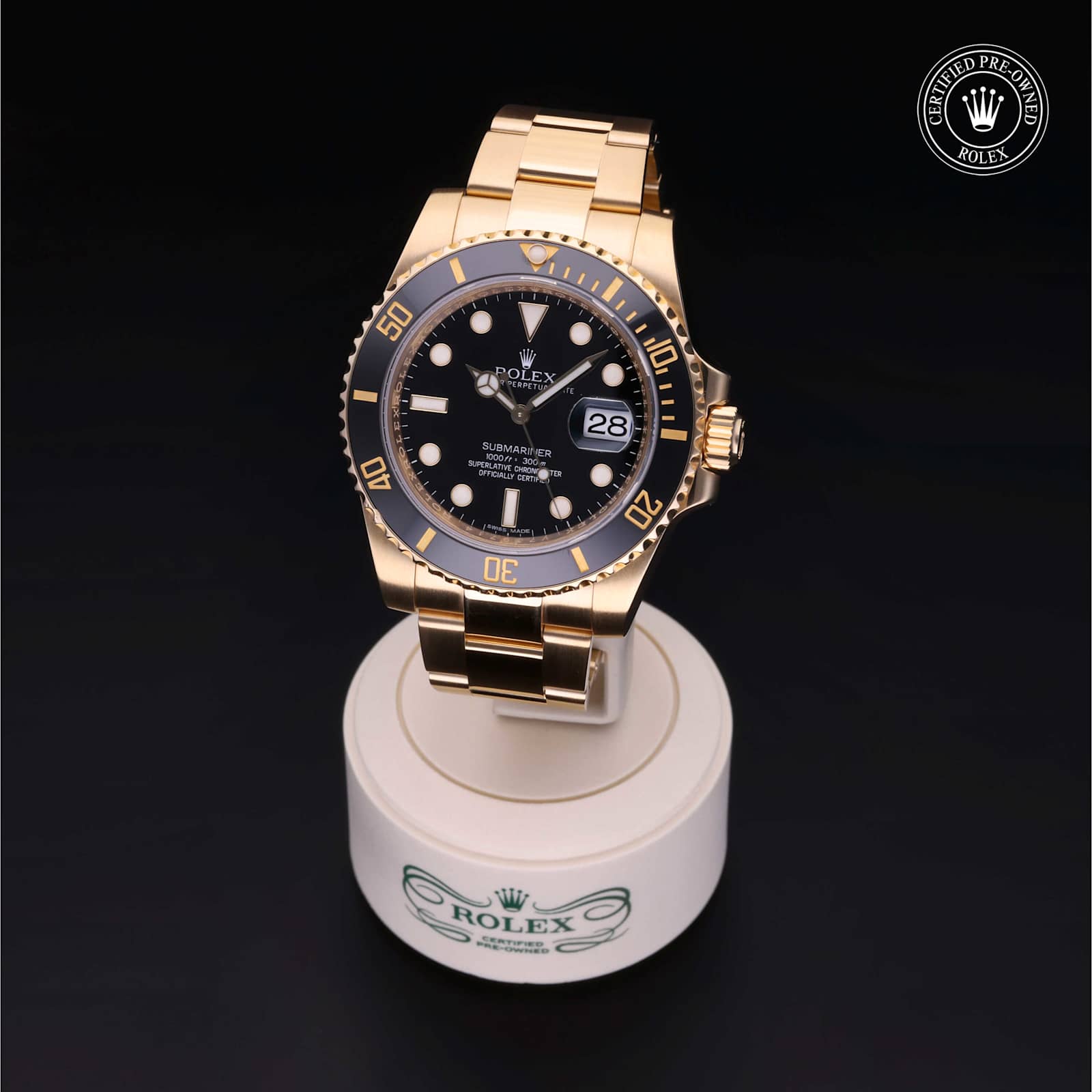 Submariner Date alternate view 4