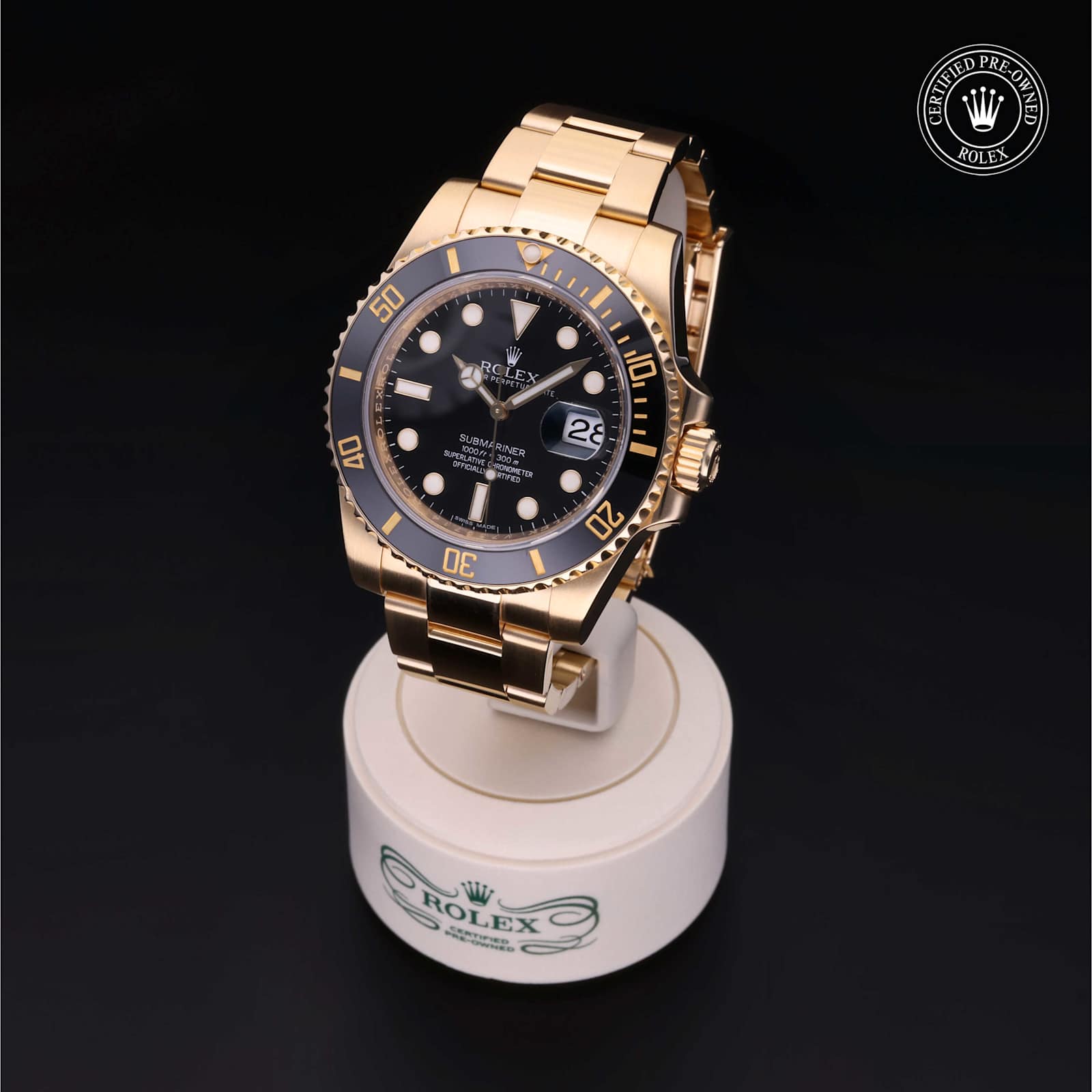 Submariner Date alternate view 5