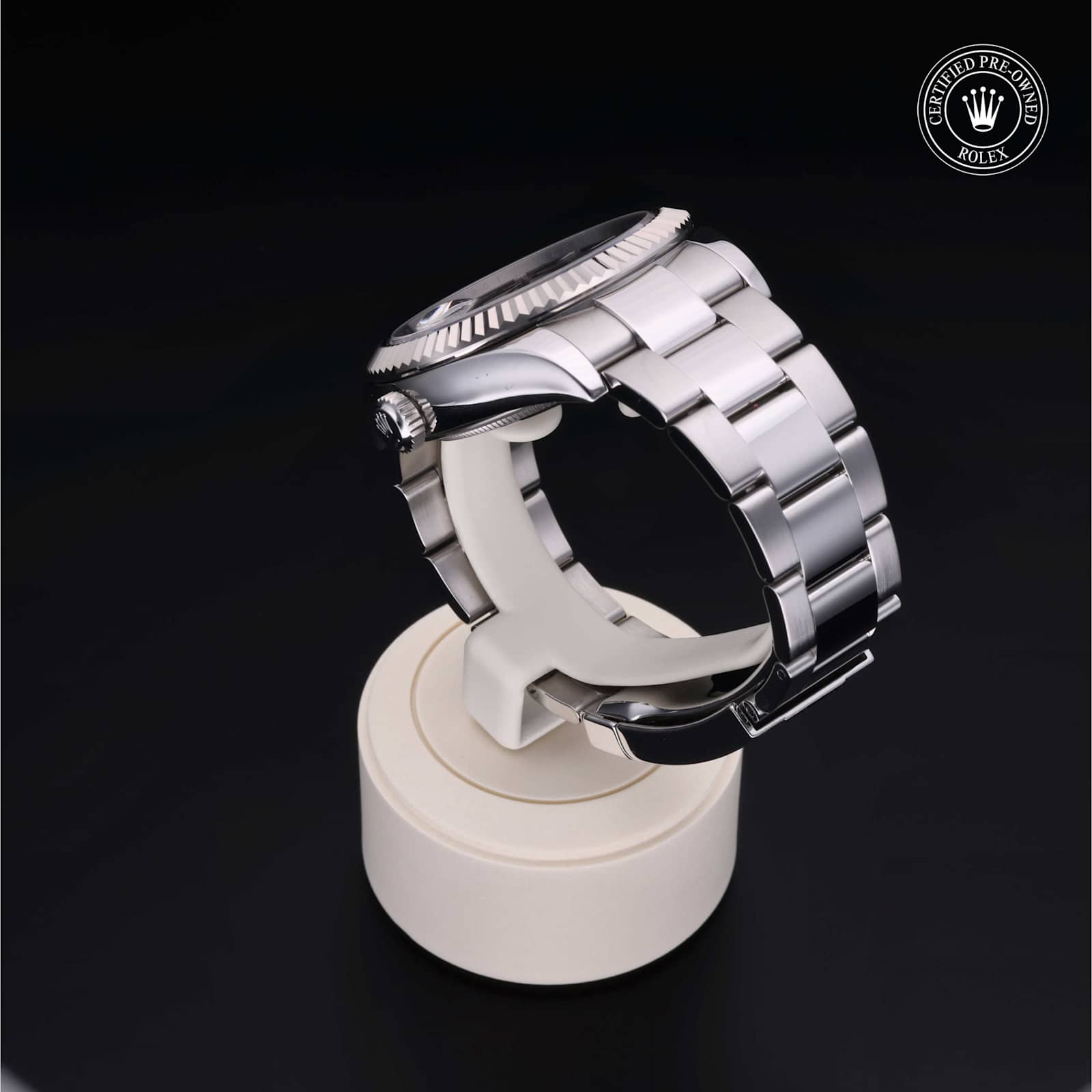 Rolex Sky-Dweller in Steel, 326934 - Bucherer