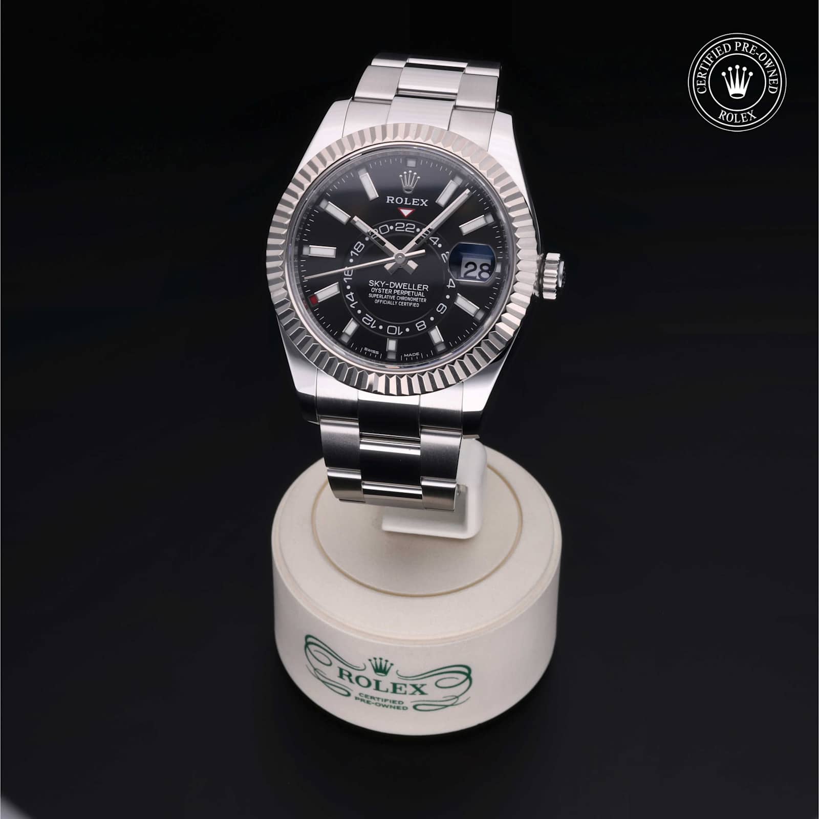 Sky-Dweller alternate view 4